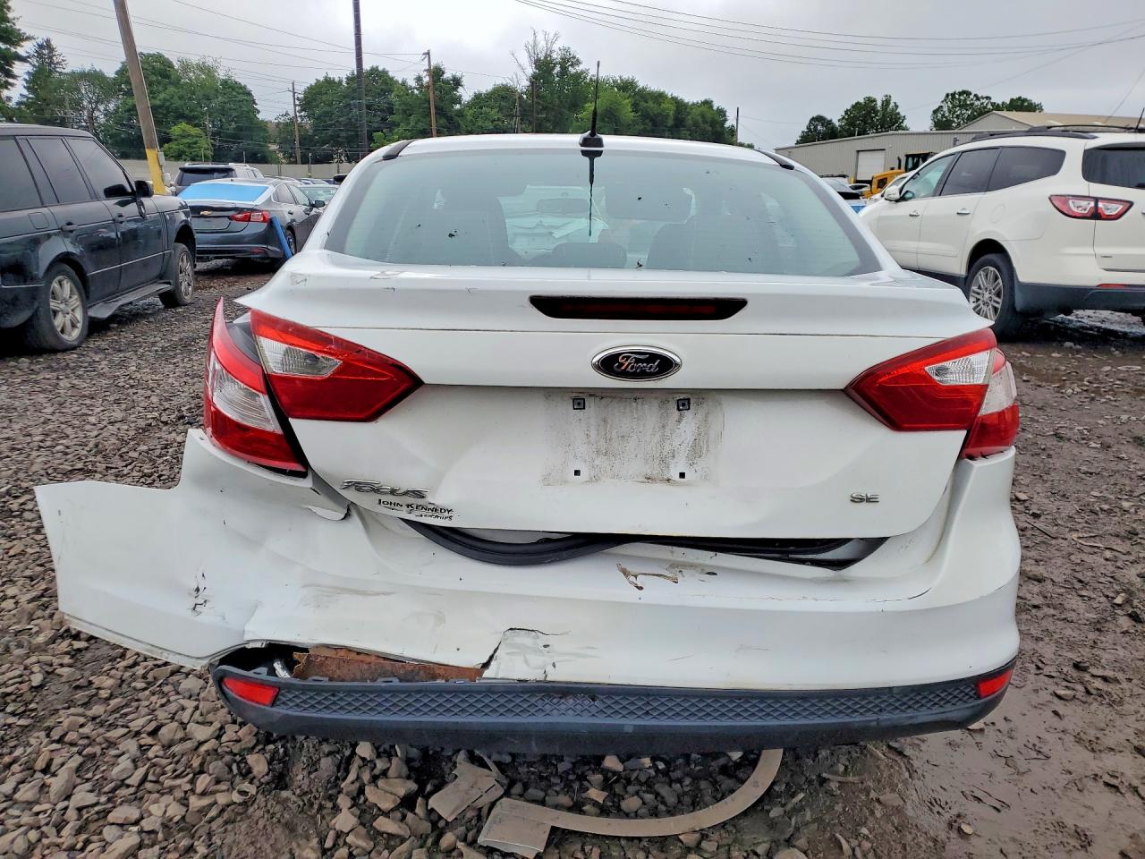 2012 Ford Focus Se White vin: 1FAHP3F25CL442807