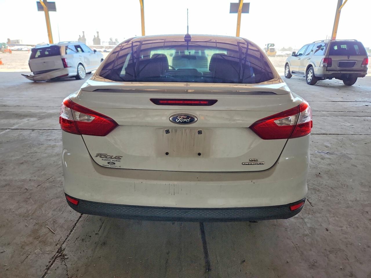 2012 Ford Focus Se White vin: 1FAHP3F25CL452494