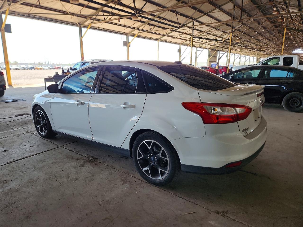 2012 Ford Focus Se White vin: 1FAHP3F25CL452494