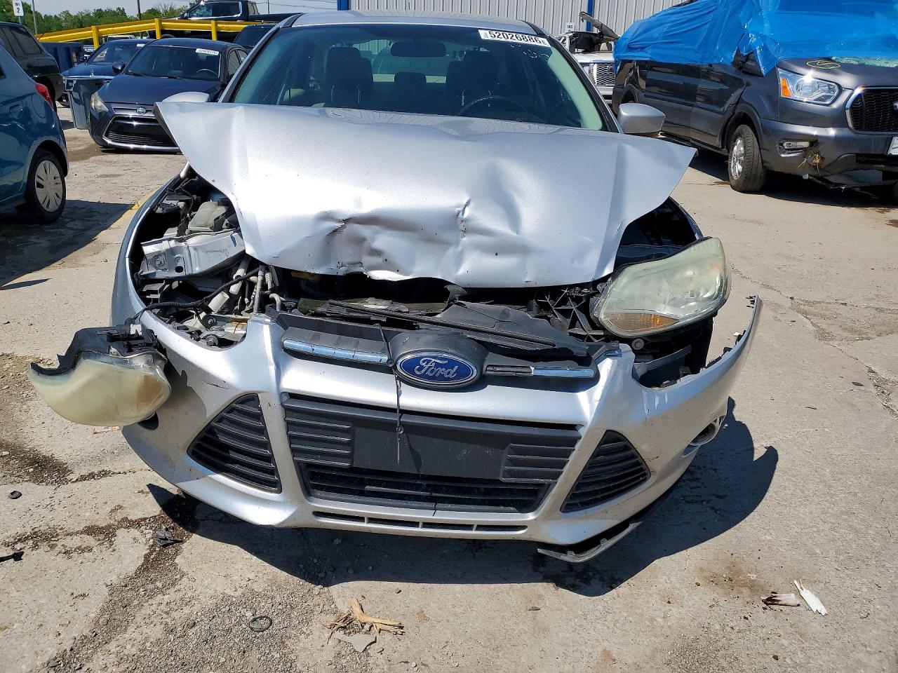 2012 Ford Focus Se Silver vin: 1FAHP3F26CL104669