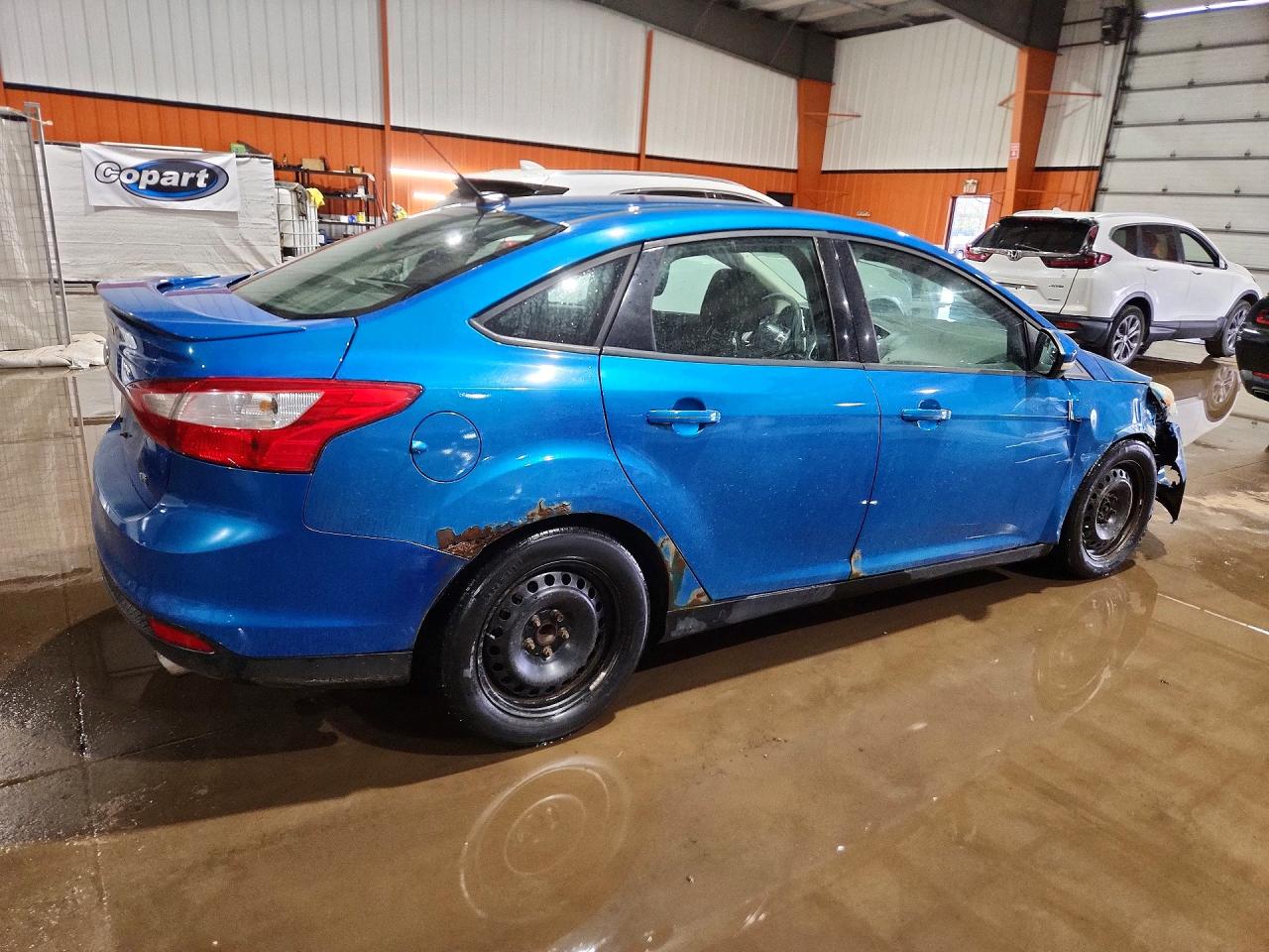 2012 Ford Focus Se Blue vin: 1FAHP3F26CL124095