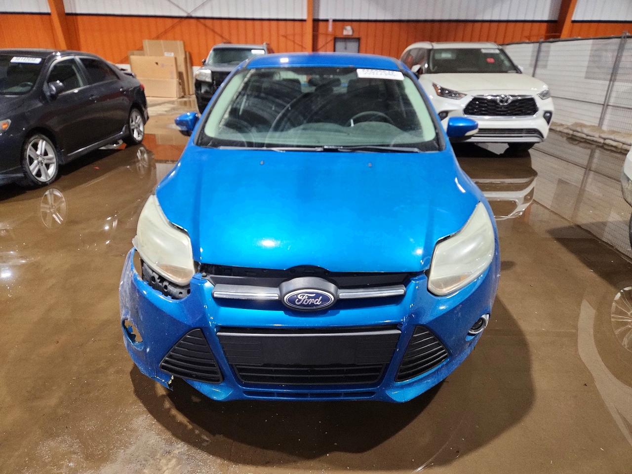 2012 Ford Focus Se Blue vin: 1FAHP3F26CL124095