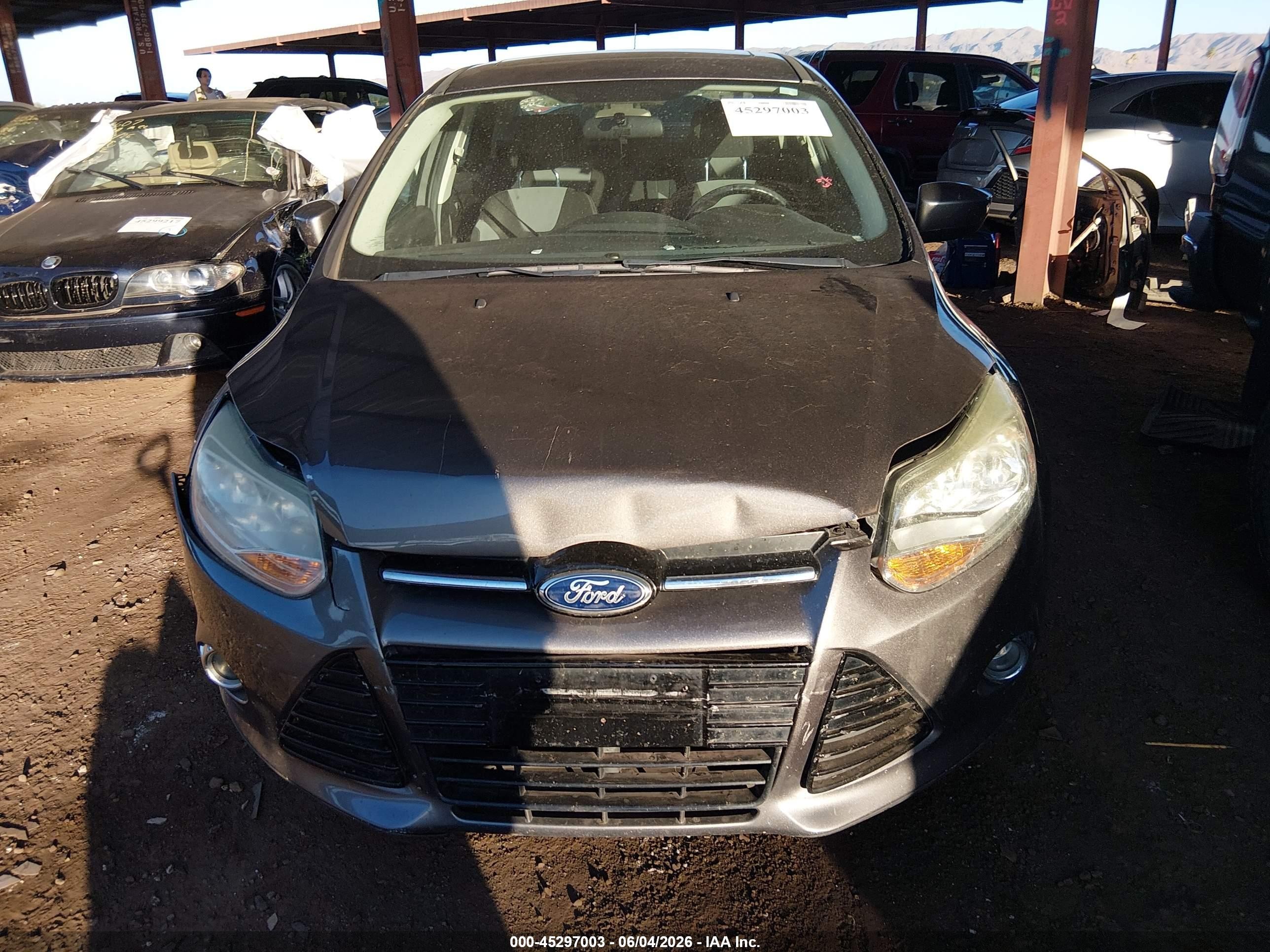 2012 Ford Focus Se Silver vin: 1FAHP3F26CL161552