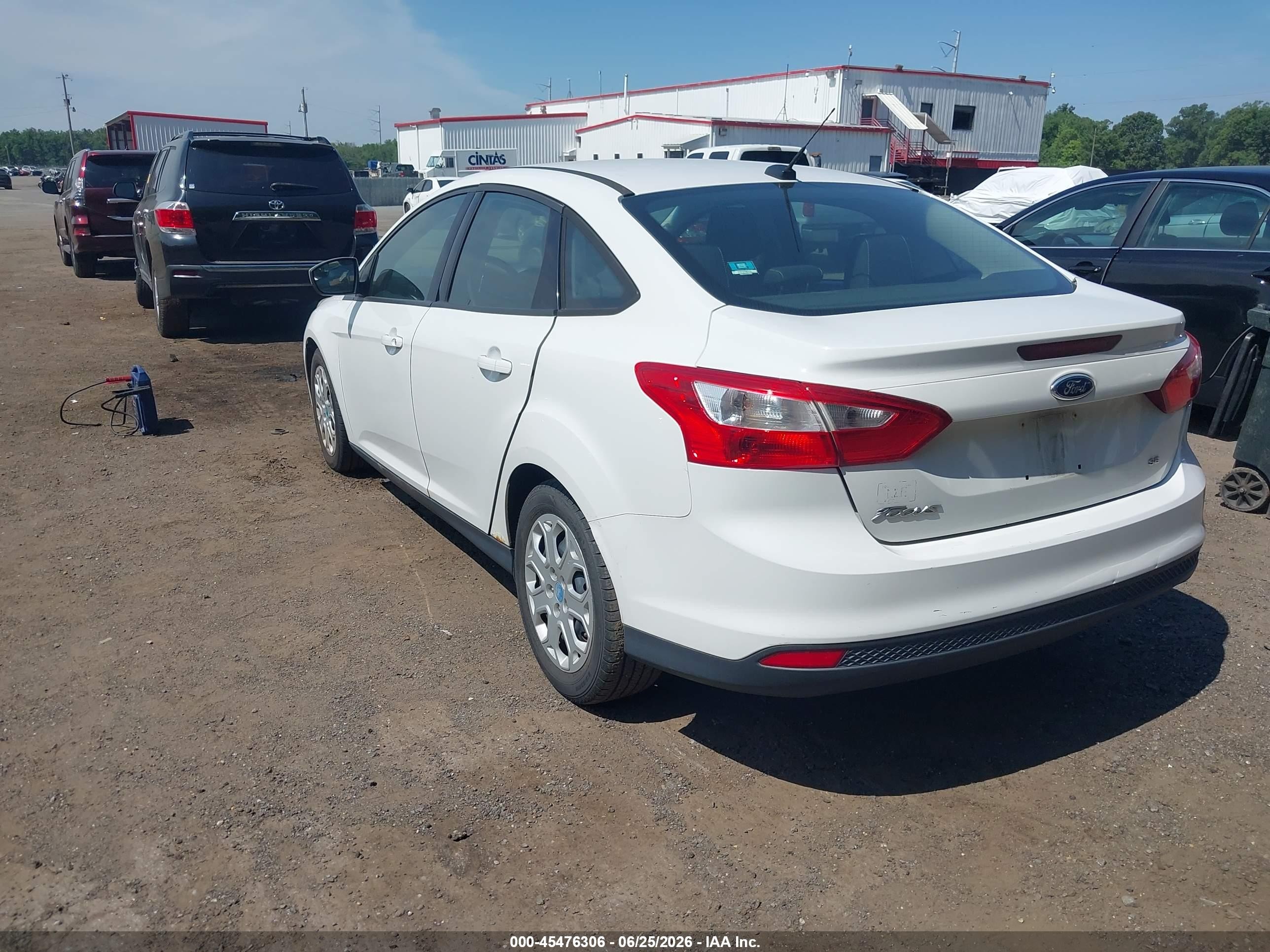 2012 Ford Focus Se White vin: 1FAHP3F26CL169781