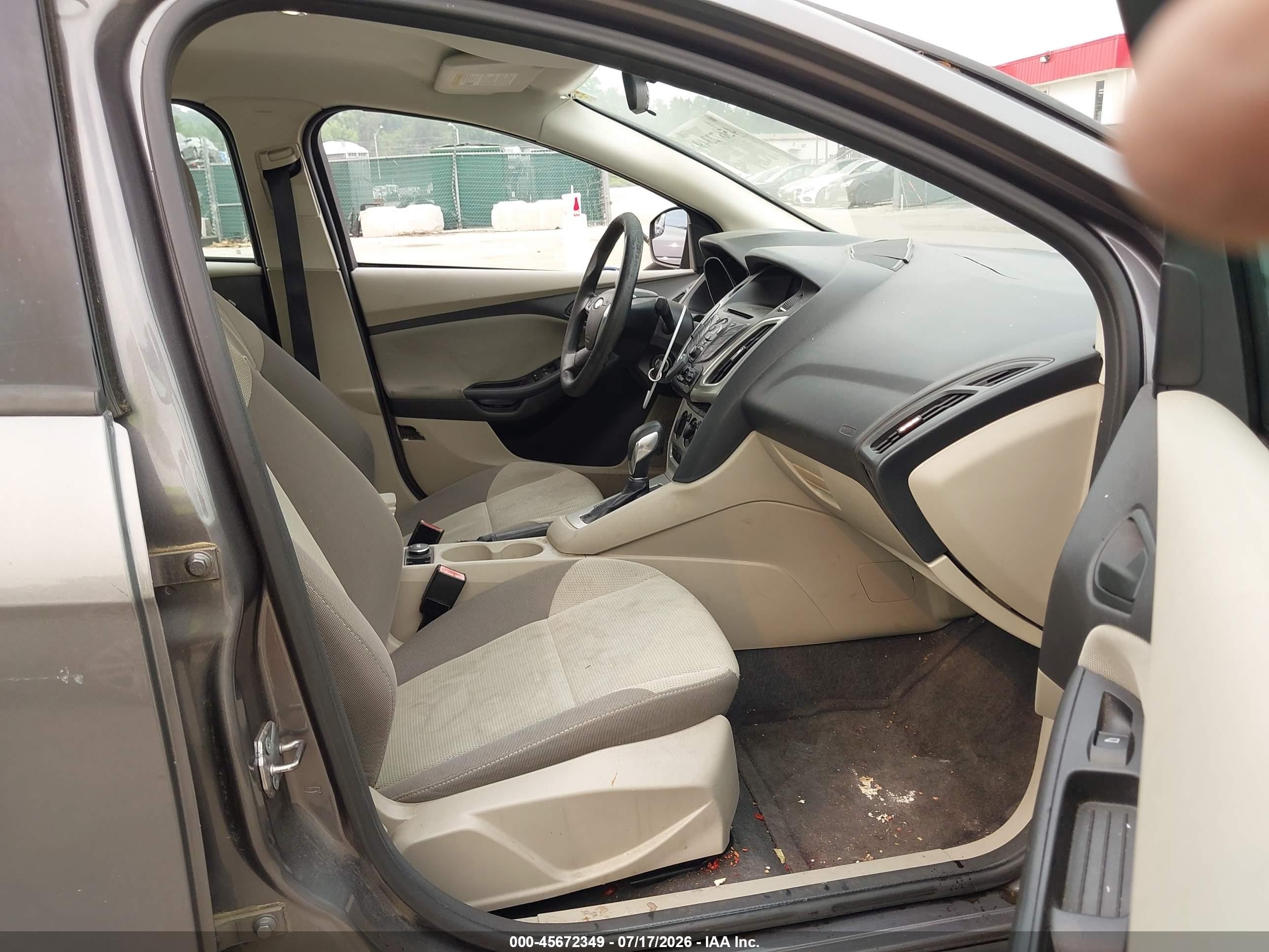 2012 Ford Focus Se Gray vin: 1FAHP3F26CL196088