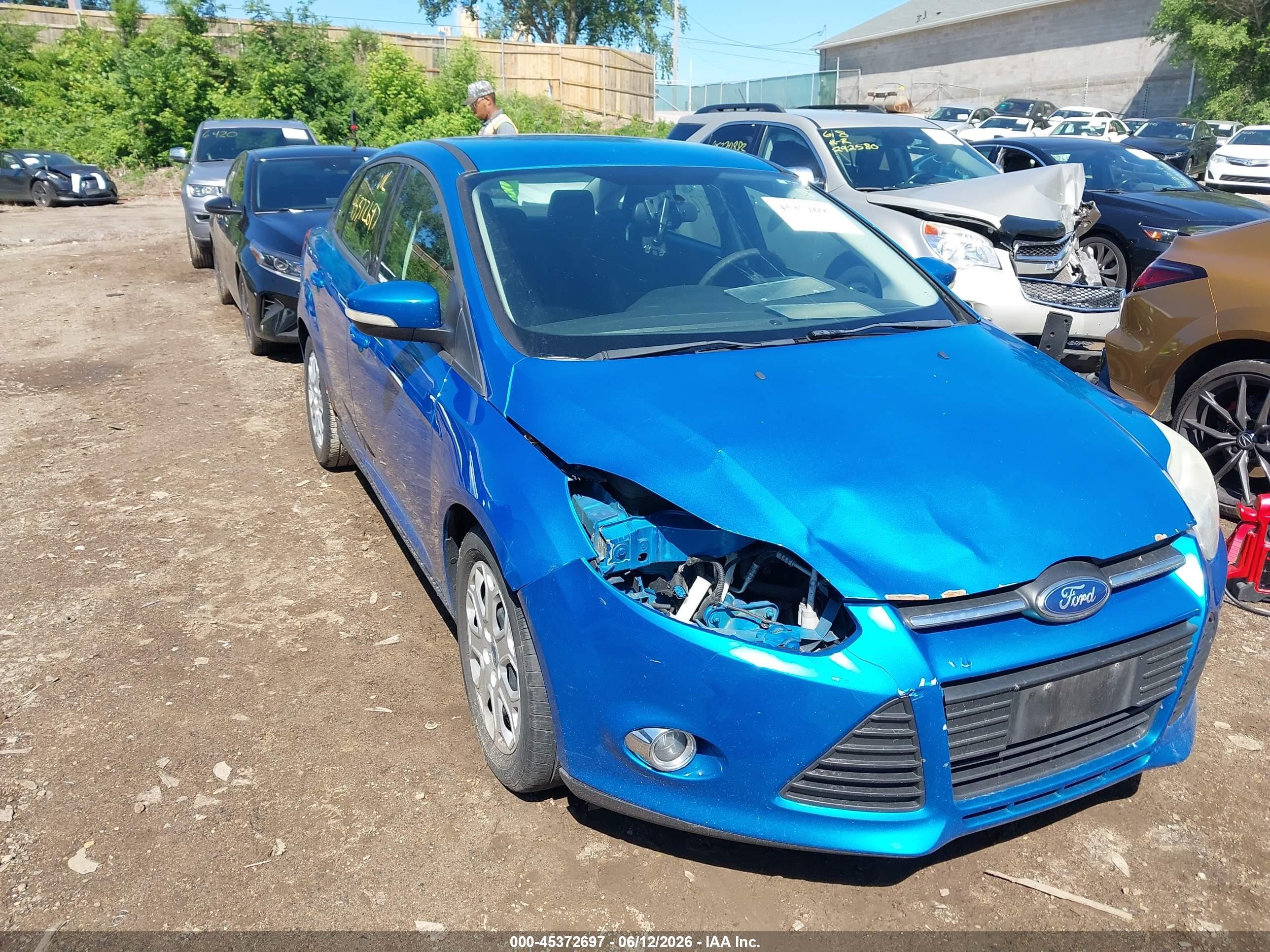2012 Ford Focus Se Blue vin: 1FAHP3F26CL250795