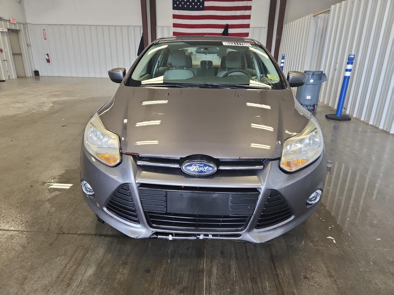 2012 Ford Focus Se Gray vin: 1FAHP3F26CL253521 Damage: Left Head Lamp, Faded, Repair Required