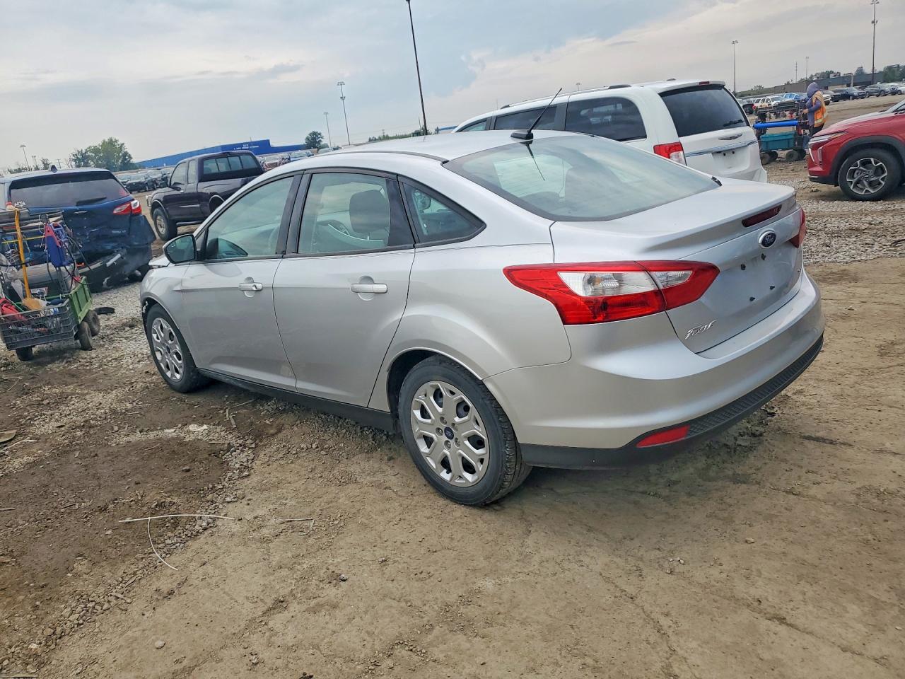 2012 Ford Focus Se Silver vin: 1FAHP3F26CL293176