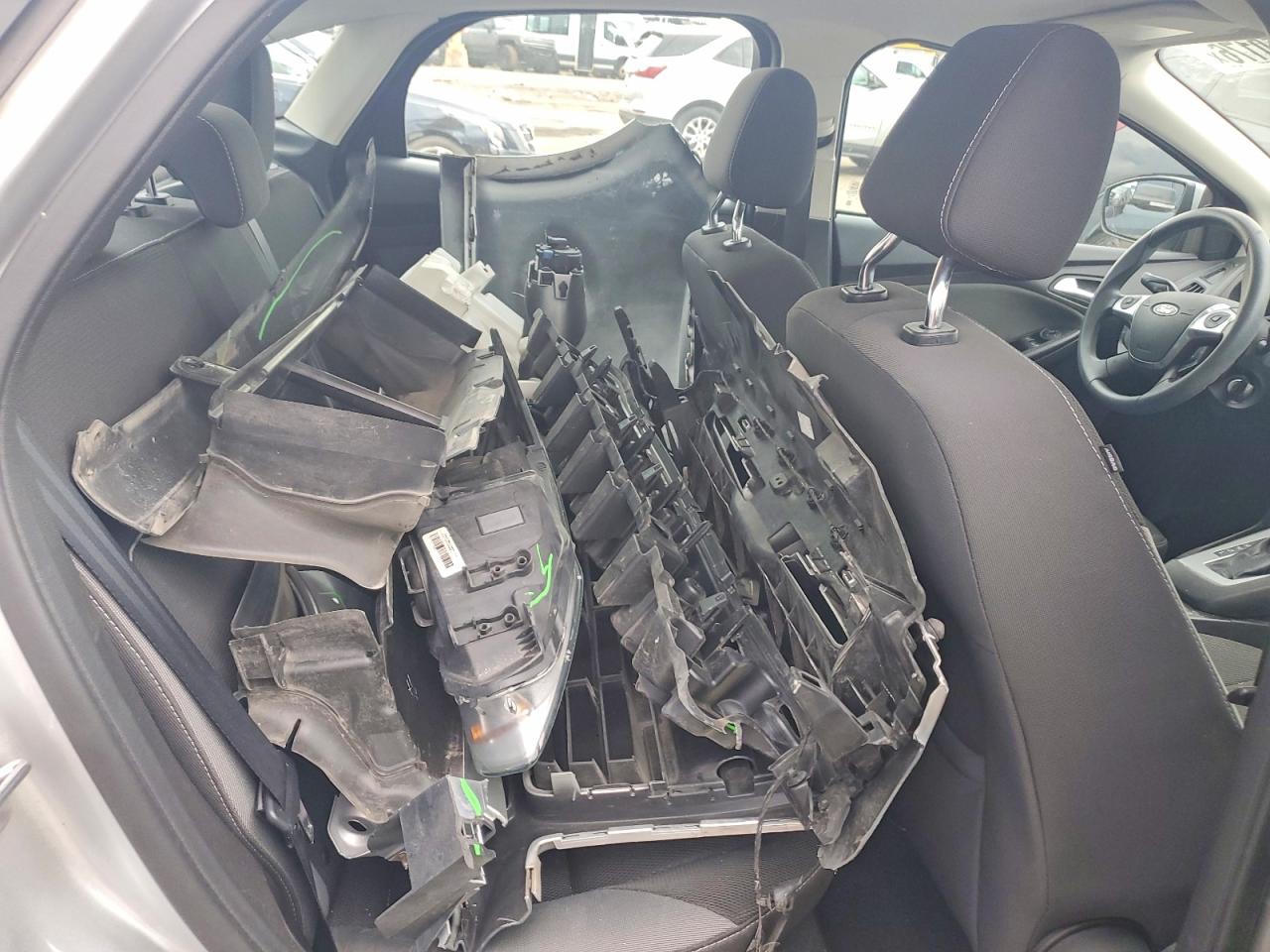 2012 Ford Focus Se Silver vin: 1FAHP3F26CL293176