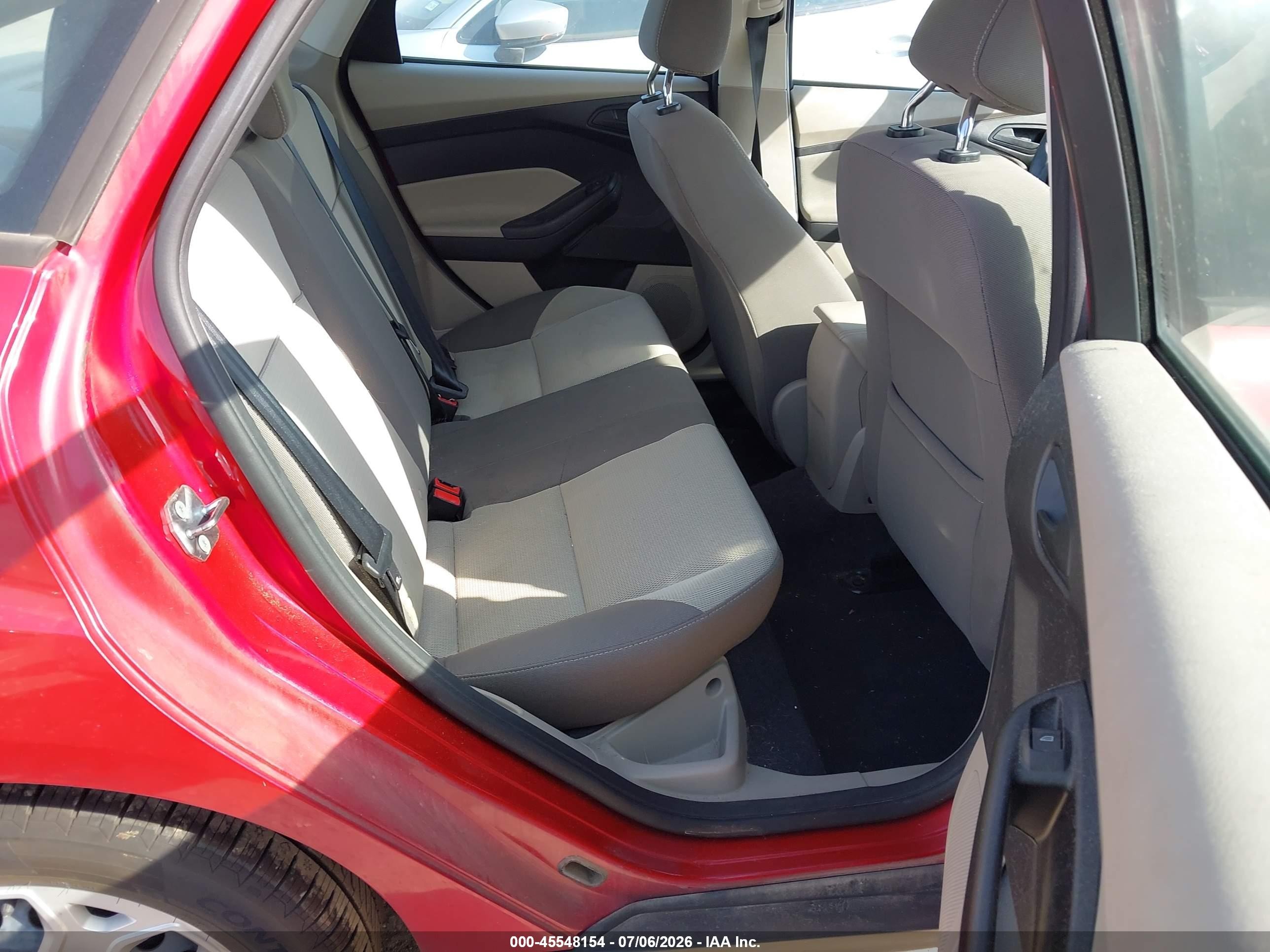2012 Ford Focus Se Red vin: 1FAHP3F26CL320599