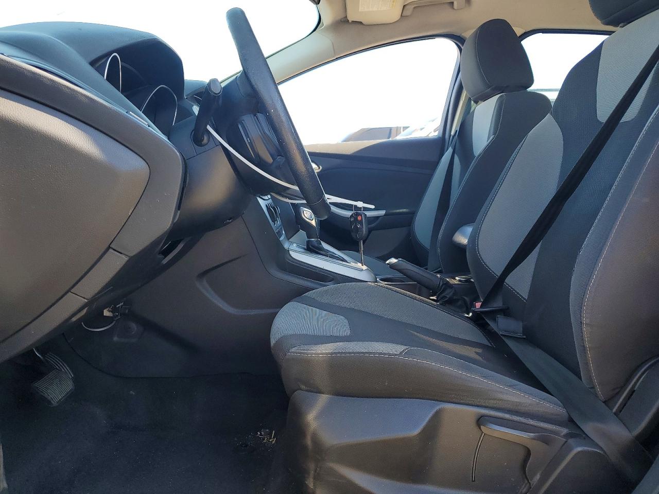 2012 Ford Focus Se Gray vin: 1FAHP3F26CL386456