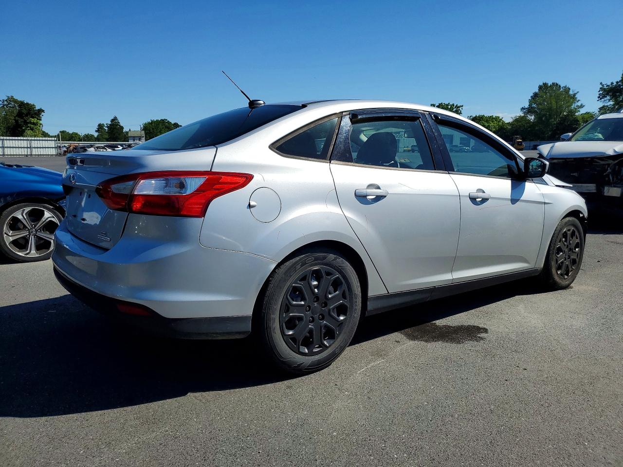 2012 Ford Focus Se Silver vin: 1FAHP3F26CL404468