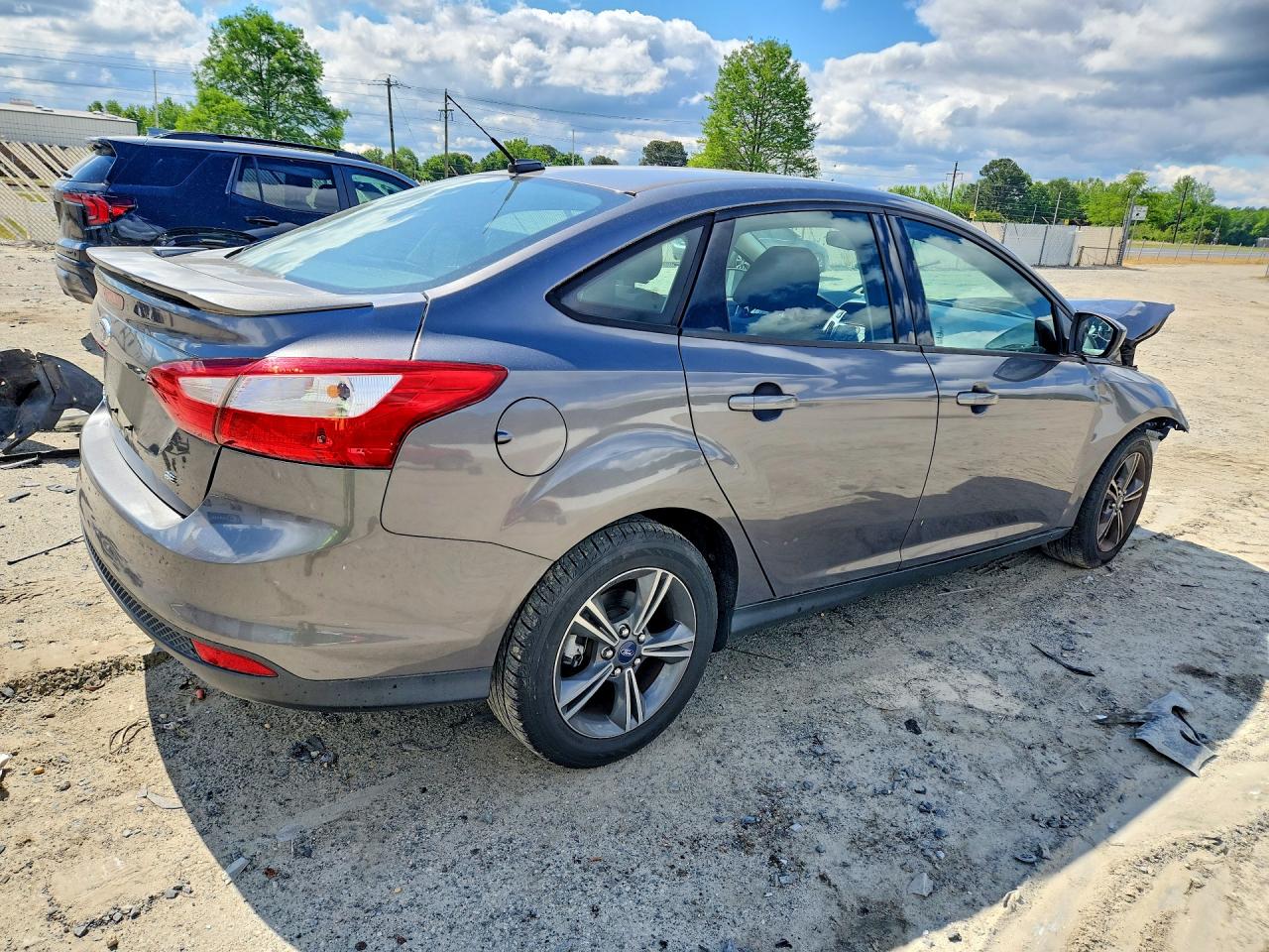 2012 Ford Focus Se Gray vin: 1FAHP3F26CL407404
