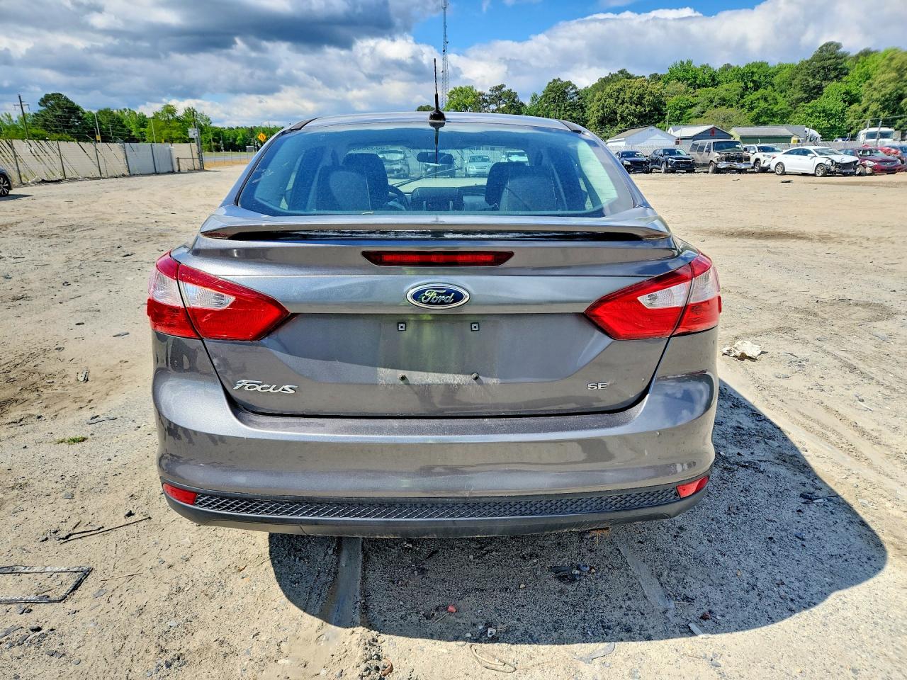 2012 Ford Focus Se Gray vin: 1FAHP3F26CL407404