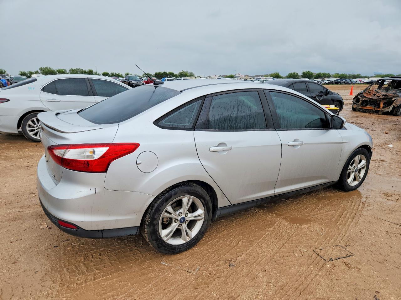 2012 Ford Focus Se Silver vin: 1FAHP3F26CL449555