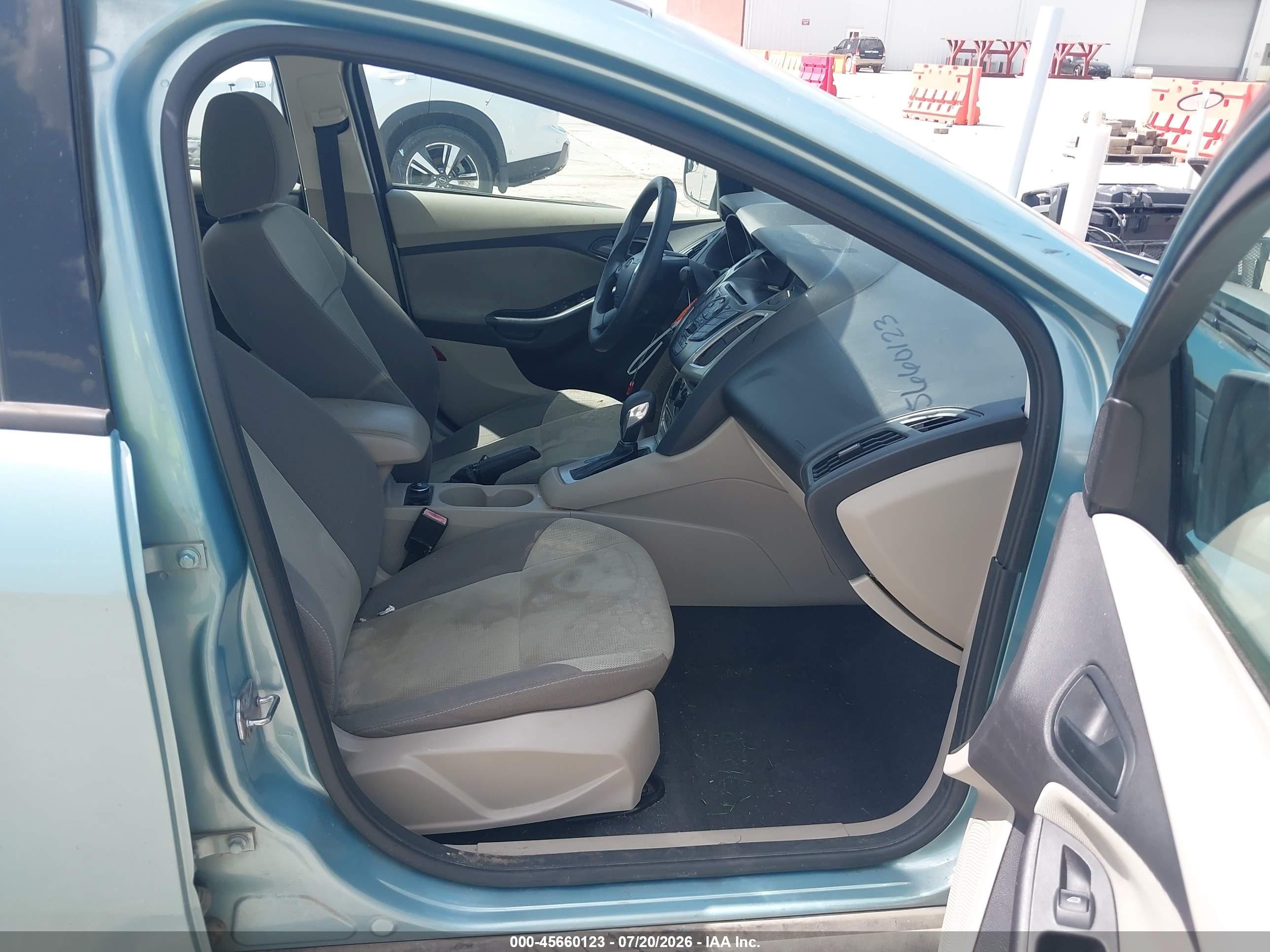2012 Ford Focus Se Teal vin: 1FAHP3F26CL471040