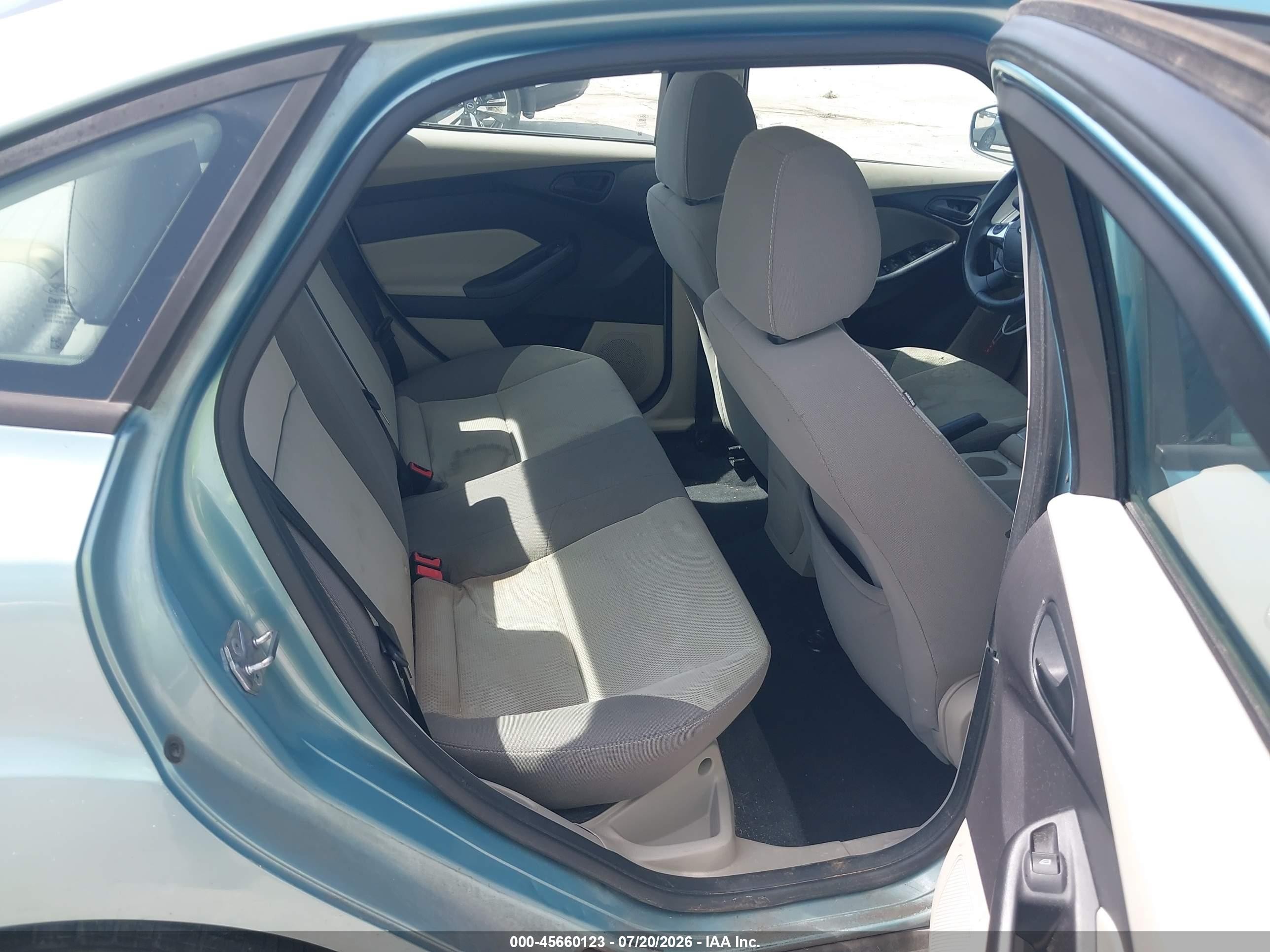 2012 Ford Focus Se Teal vin: 1FAHP3F26CL471040
