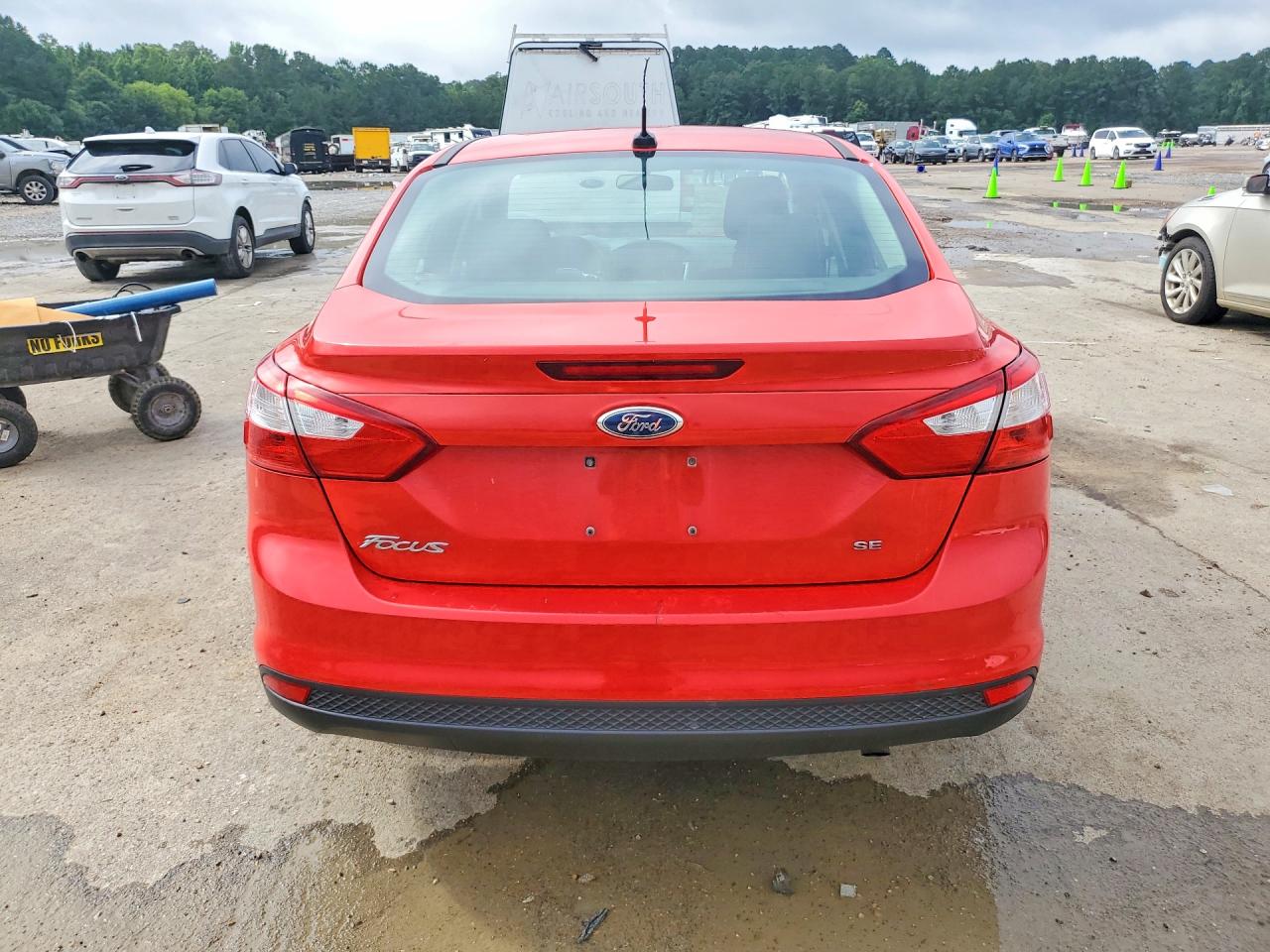 2012 Ford Focus Se Red vin: 1FAHP3F27CL115258