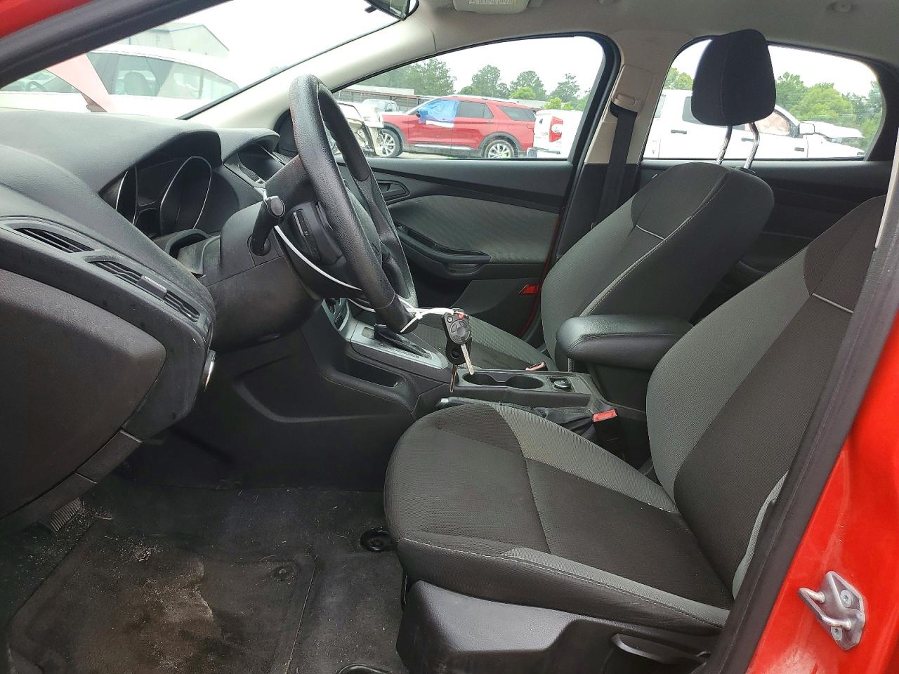 2012 Ford Focus Se Red vin: 1FAHP3F27CL115258