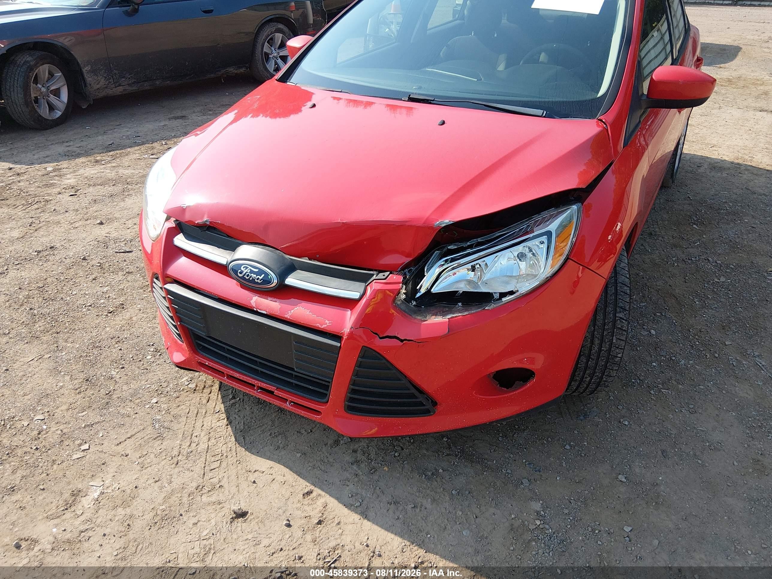 2012 Ford Focus Se Red vin: 1FAHP3F27CL117527