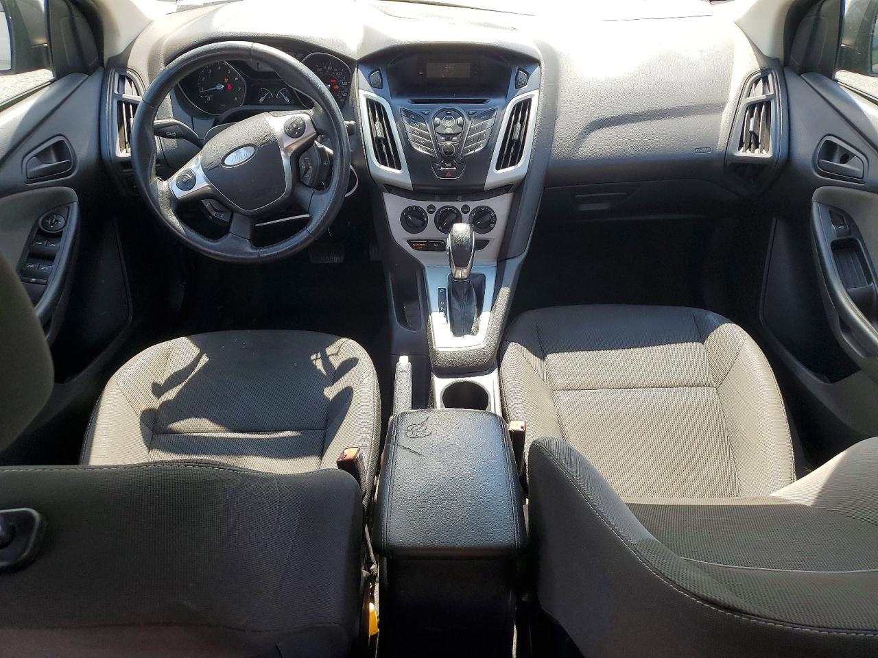 2012 Ford Focus Se Gray vin: 1FAHP3F27CL137373