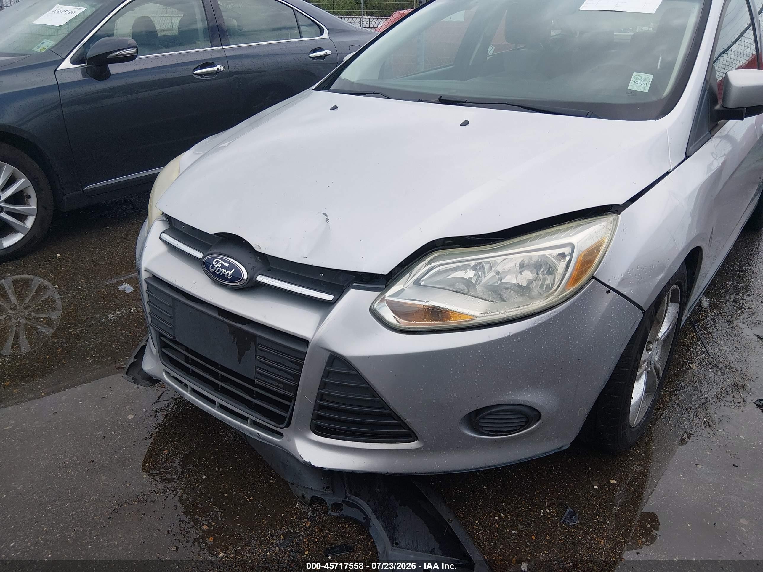 2012 Ford Focus Se Silver vin: 1FAHP3F27CL204957