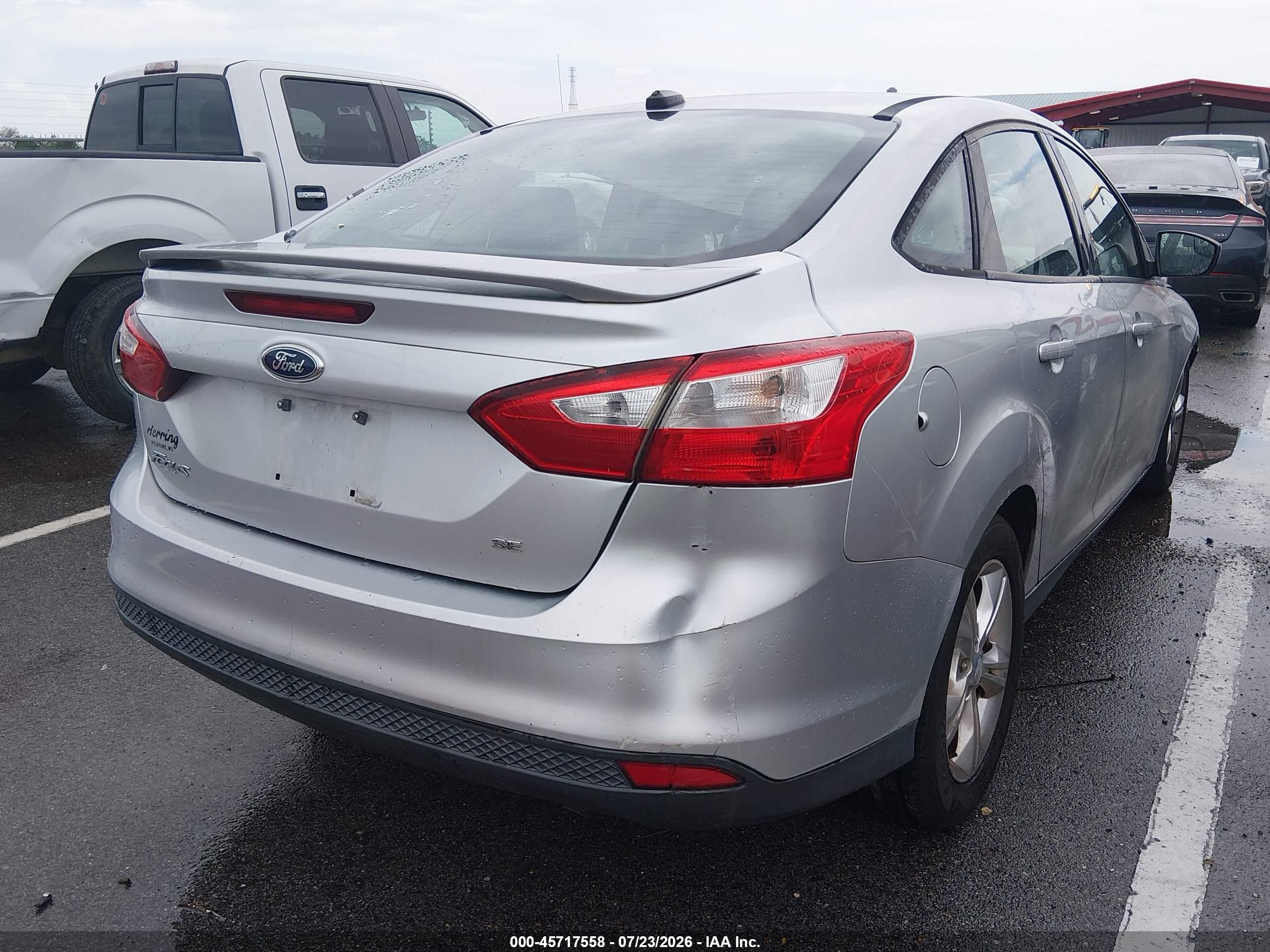 2012 Ford Focus Se Silver vin: 1FAHP3F27CL204957