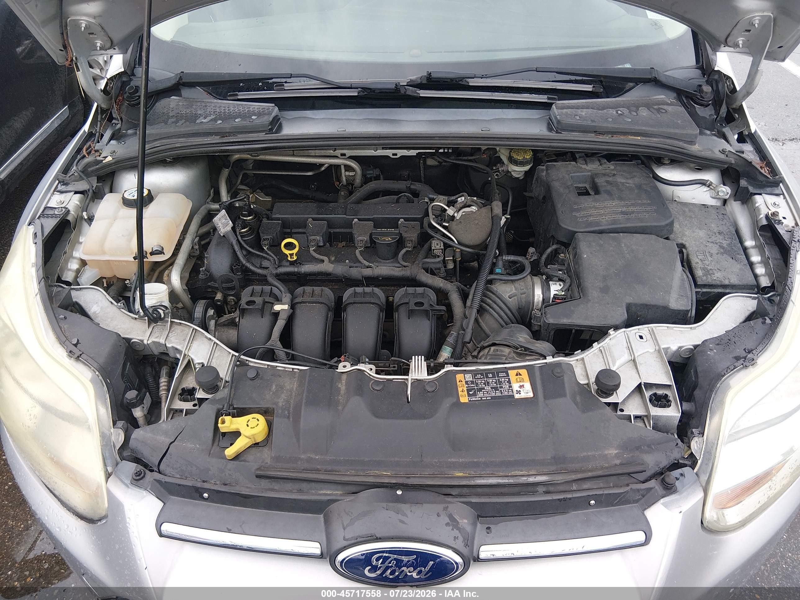 2012 Ford Focus Se Silver vin: 1FAHP3F27CL204957