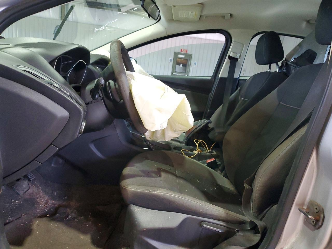 2012 Ford Focus Se Silver vin: 1FAHP3F27CL217059