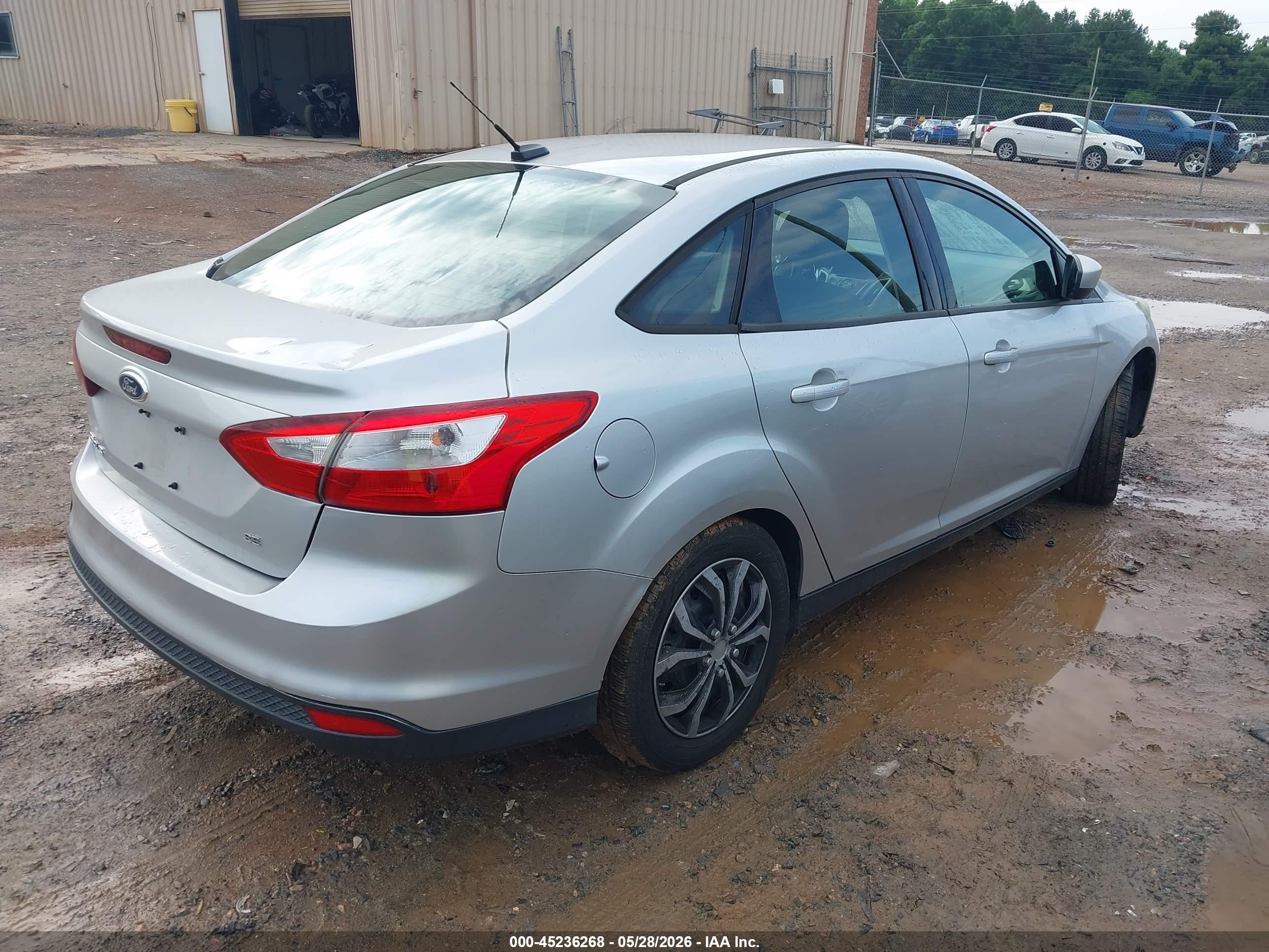2012 Ford Focus Se Silver vin: 1FAHP3F27CL217076