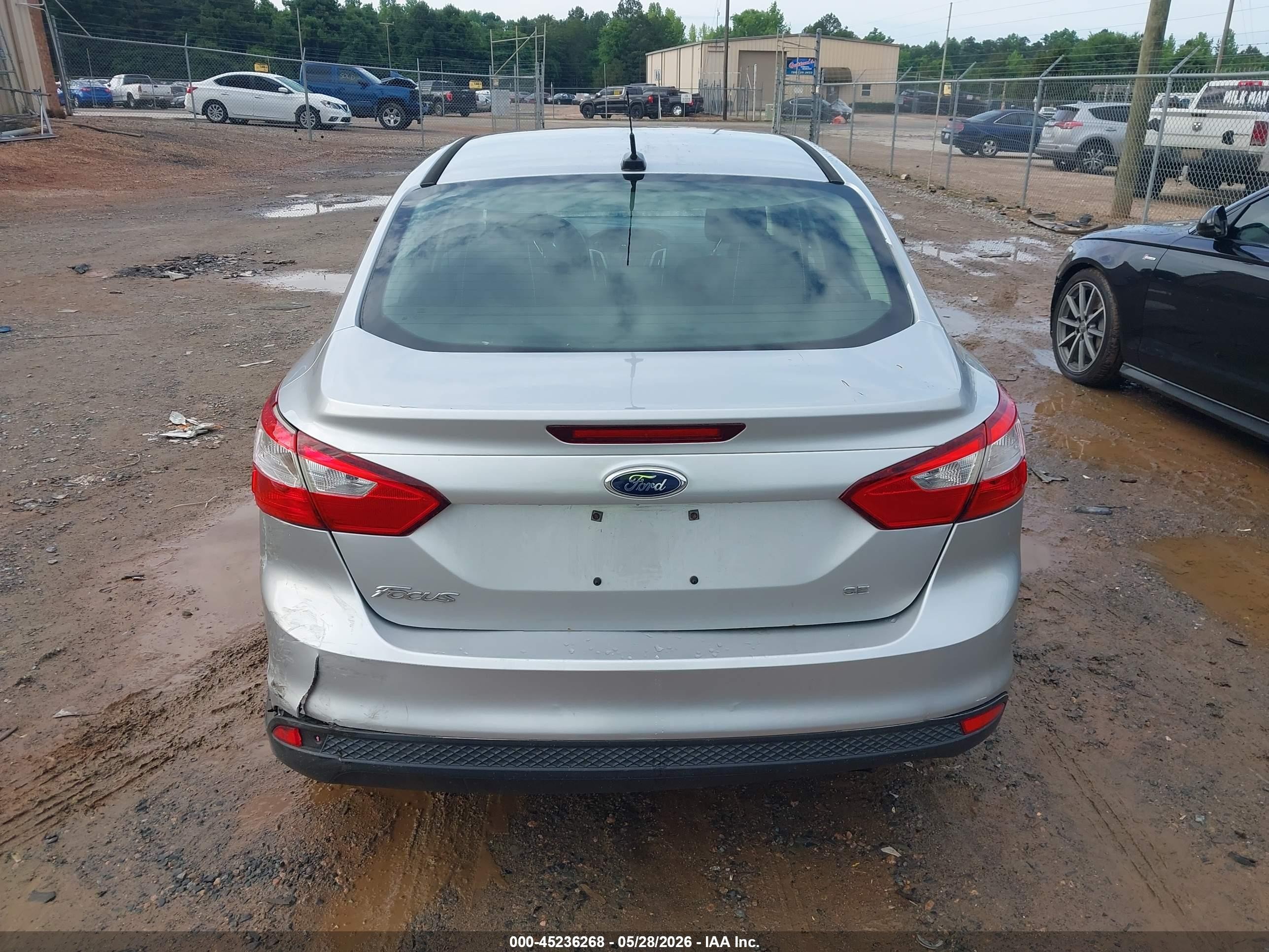 2012 Ford Focus Se Silver vin: 1FAHP3F27CL217076