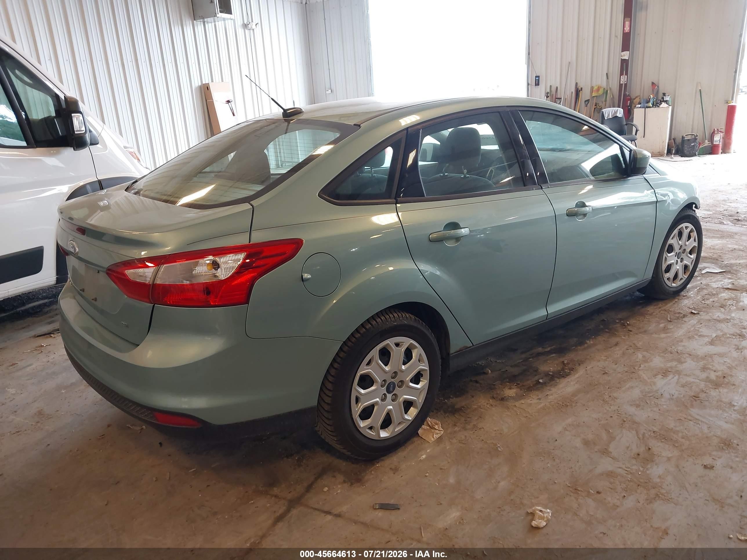 2012 Ford Focus Se Blue vin: 1FAHP3F27CL225730