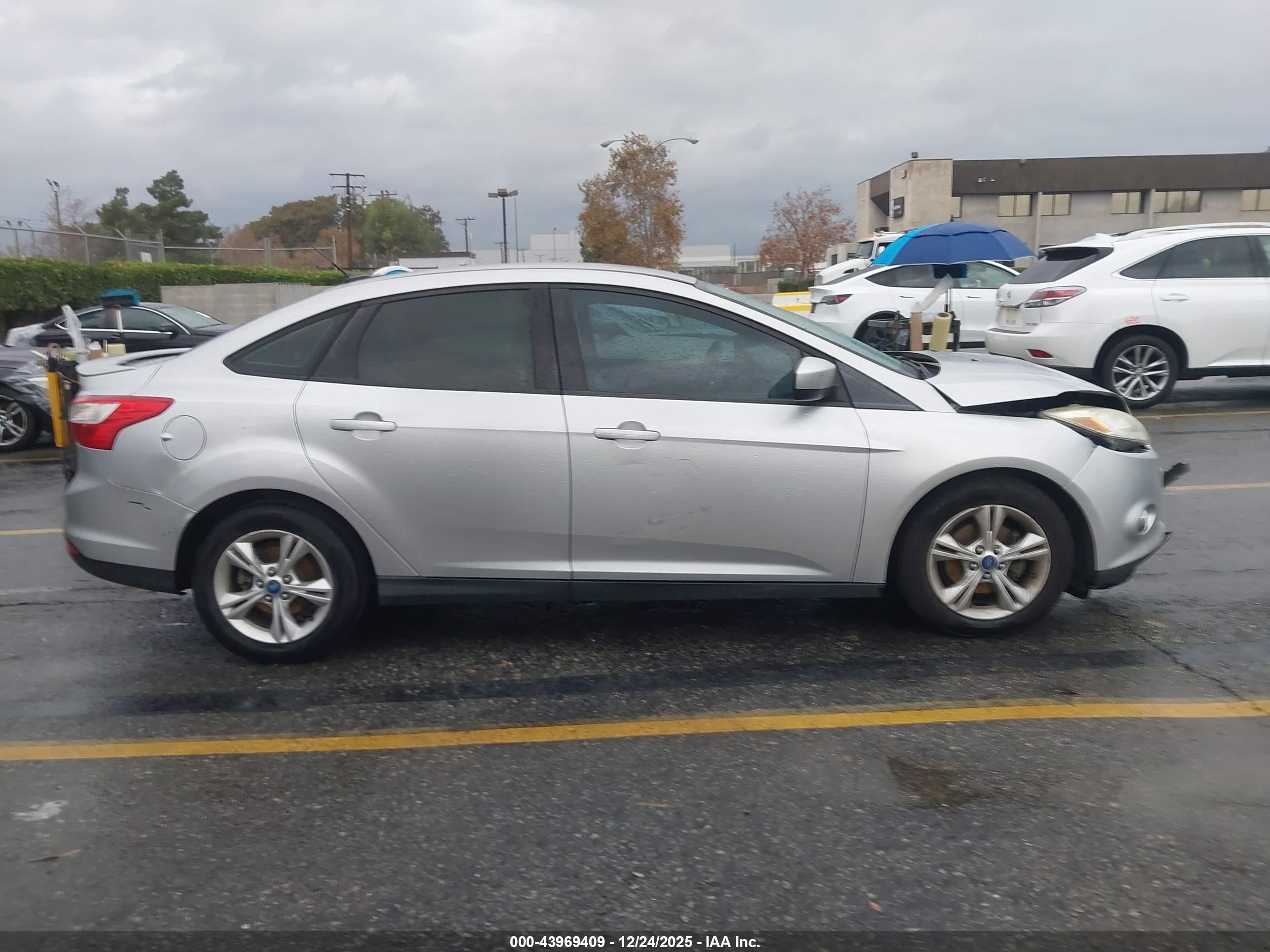 2012 Ford Focus Se Silver vin: 1FAHP3F27CL250885