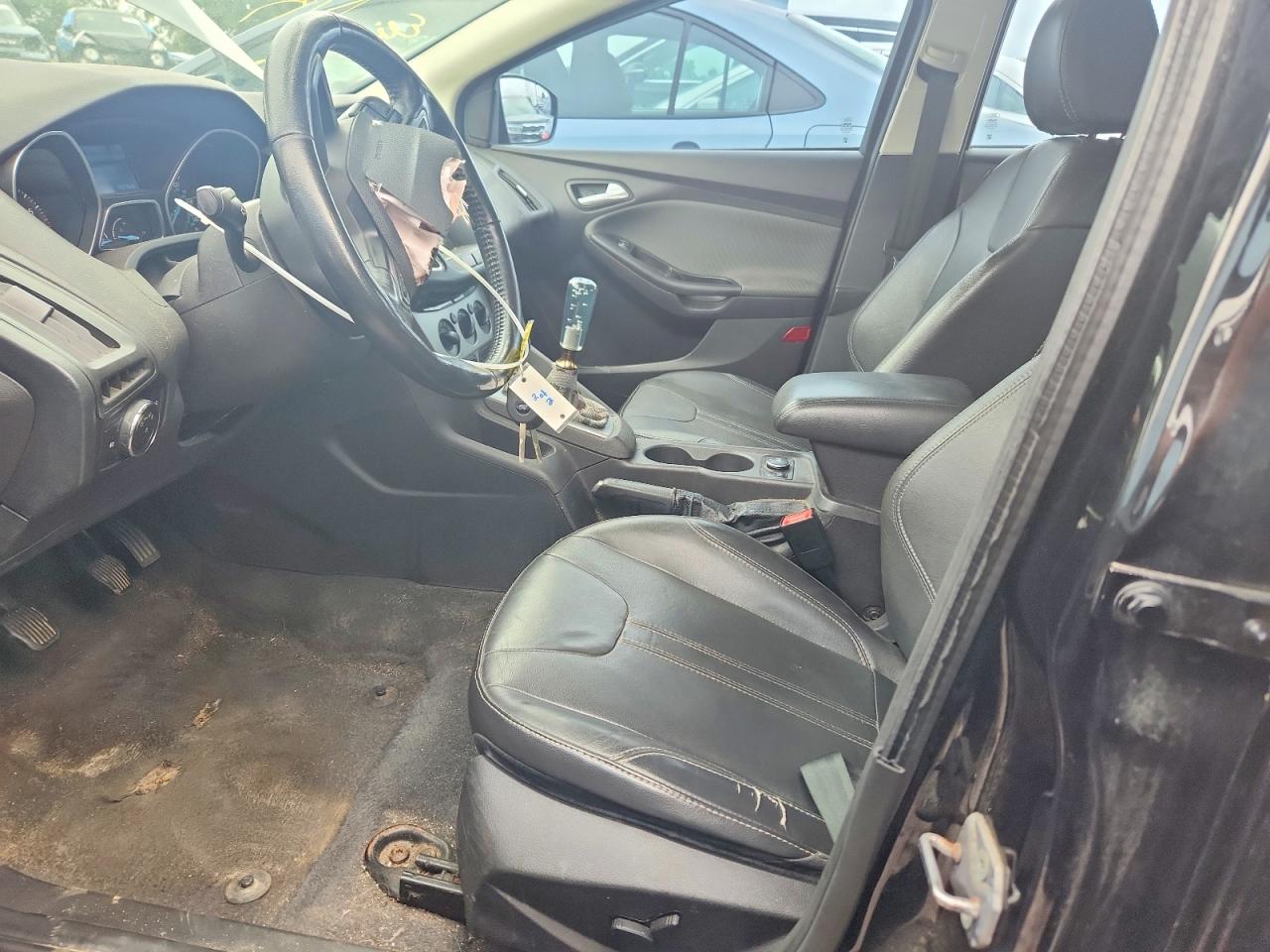 2012 Ford Focus Se Black vin: 1FAHP3F27CL255021