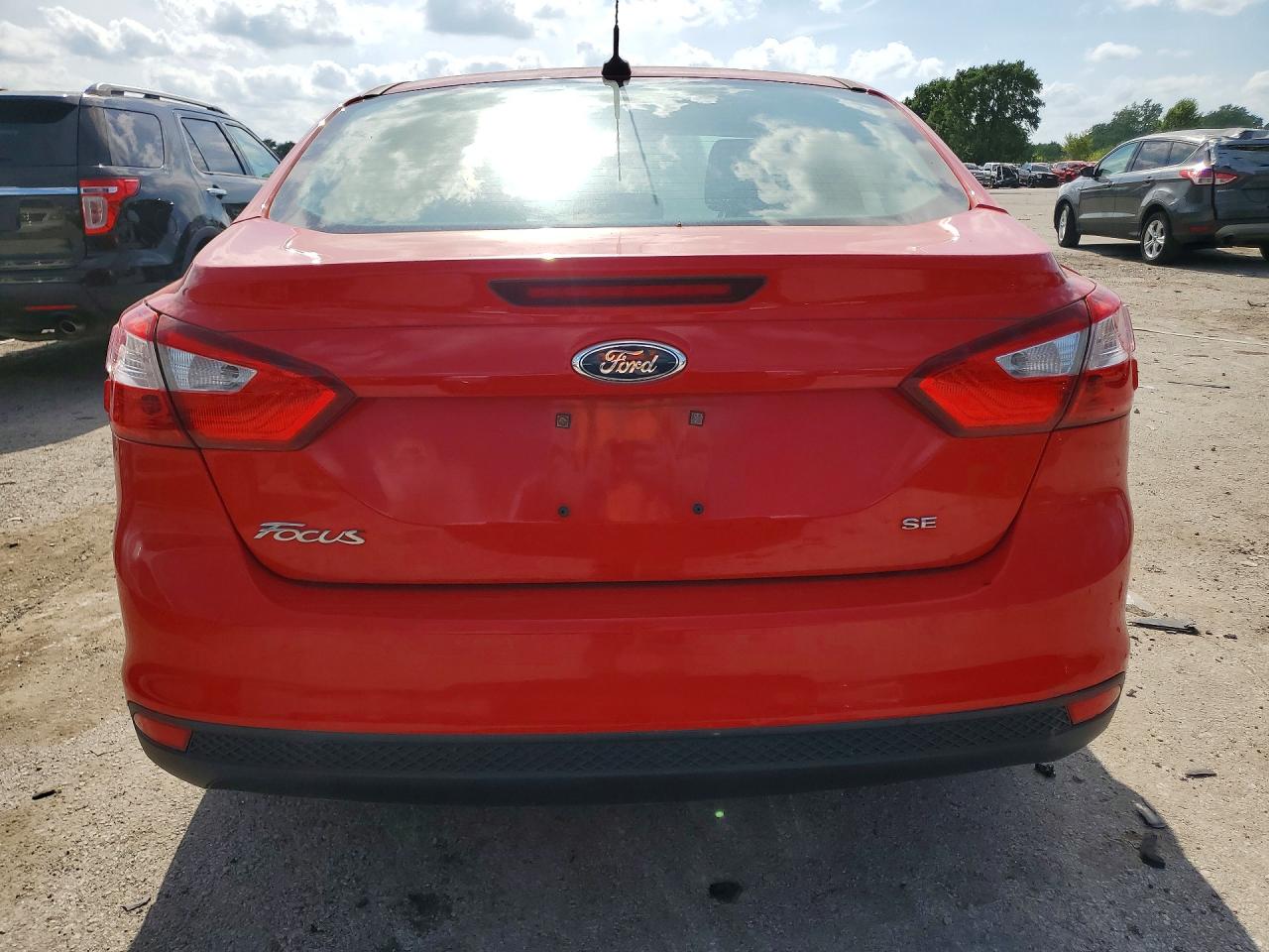 2012 Ford Focus Se Red vin: 1FAHP3F27CL265063