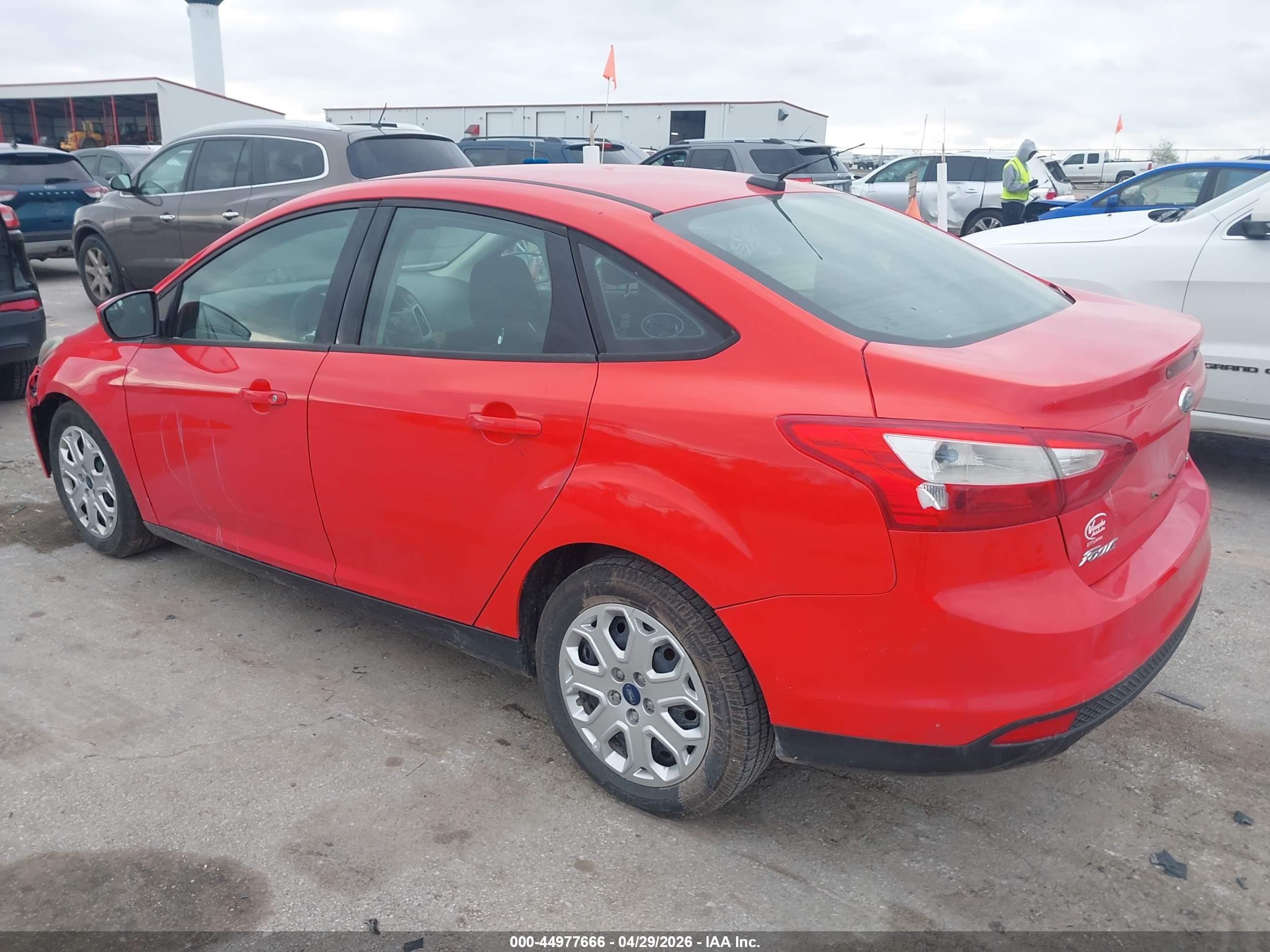 2012 Ford Focus Se Red vin: 1FAHP3F27CL279867