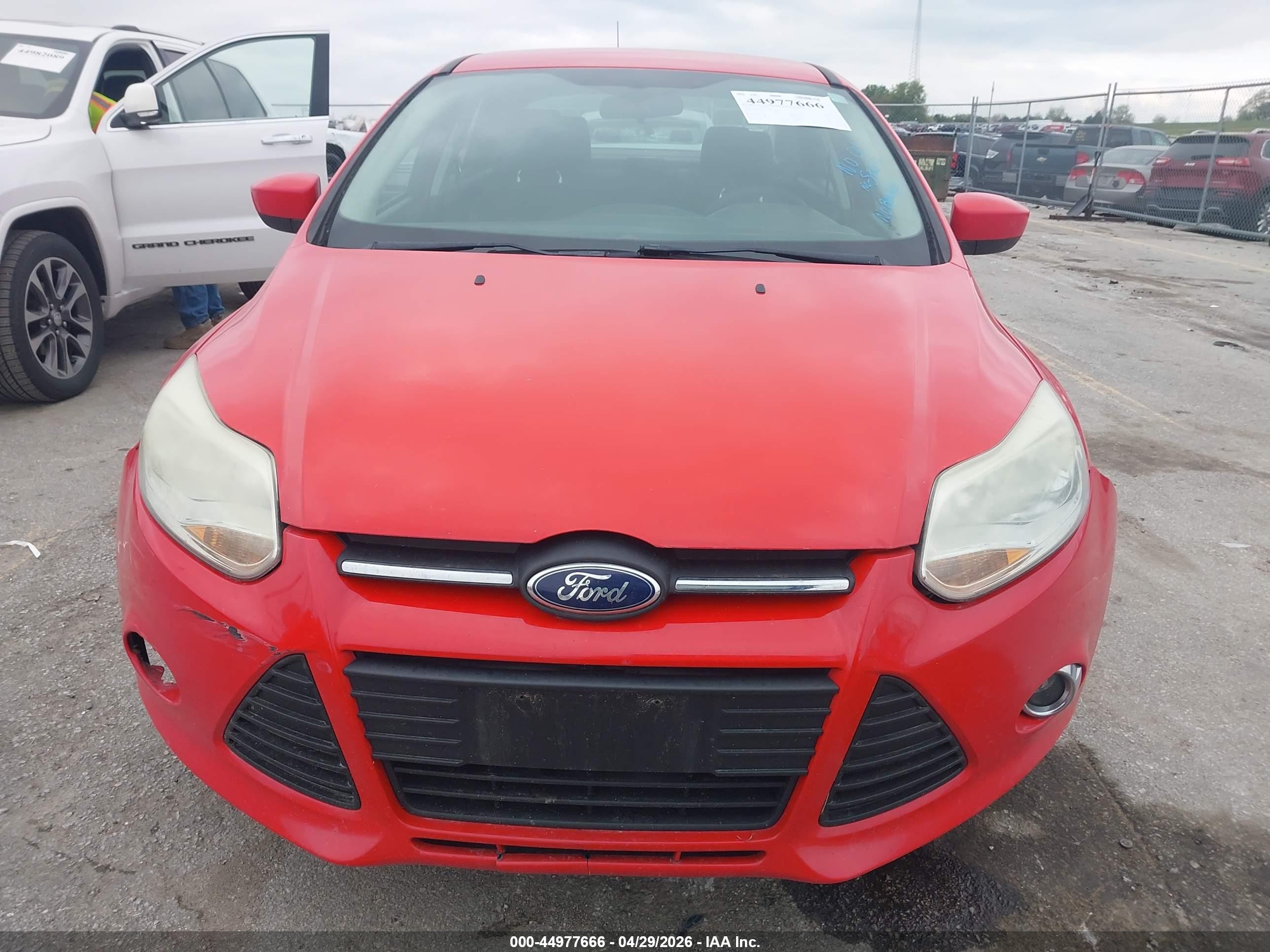 2012 Ford Focus Se Red vin: 1FAHP3F27CL279867