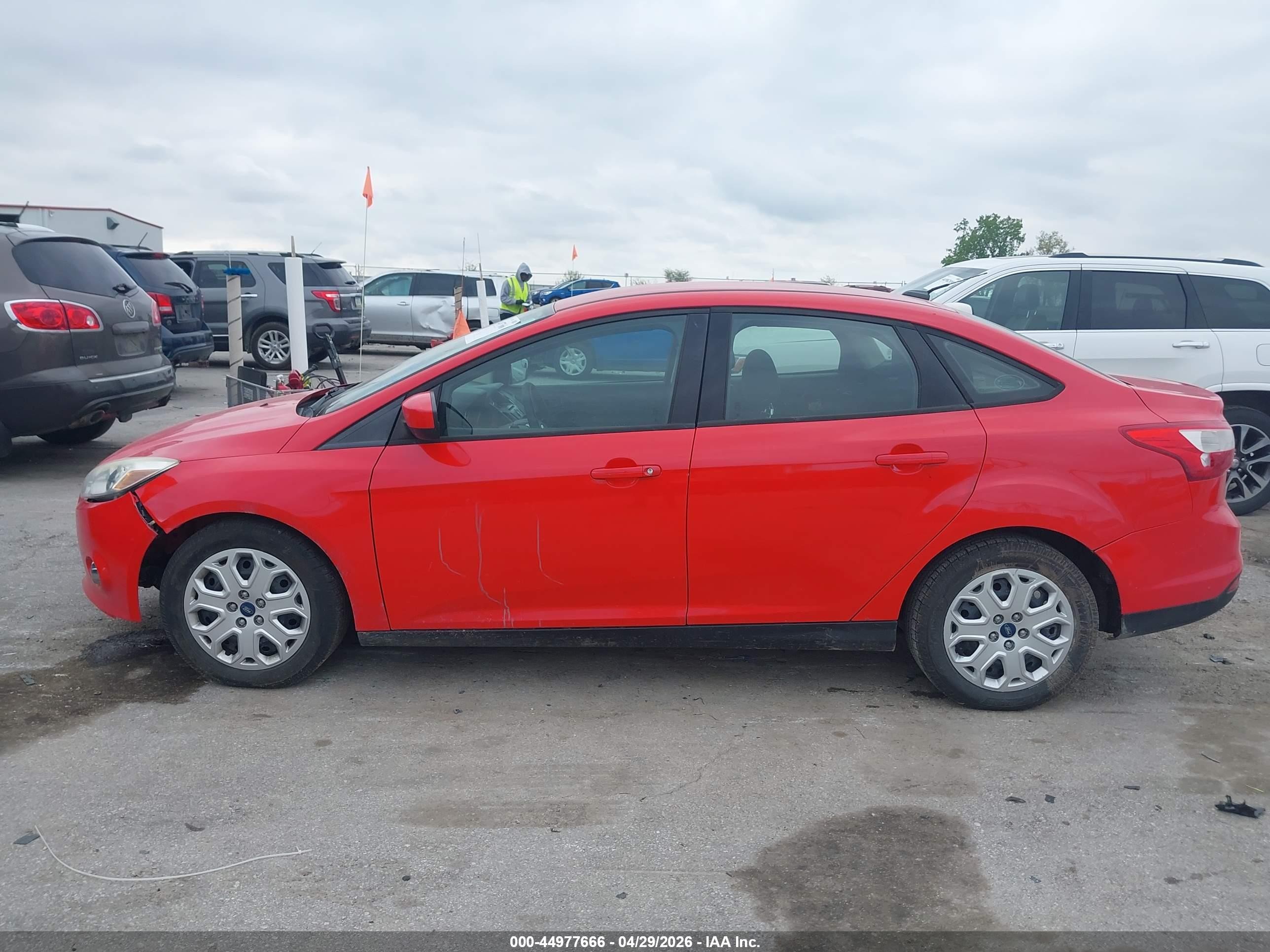 2012 Ford Focus Se Red vin: 1FAHP3F27CL279867