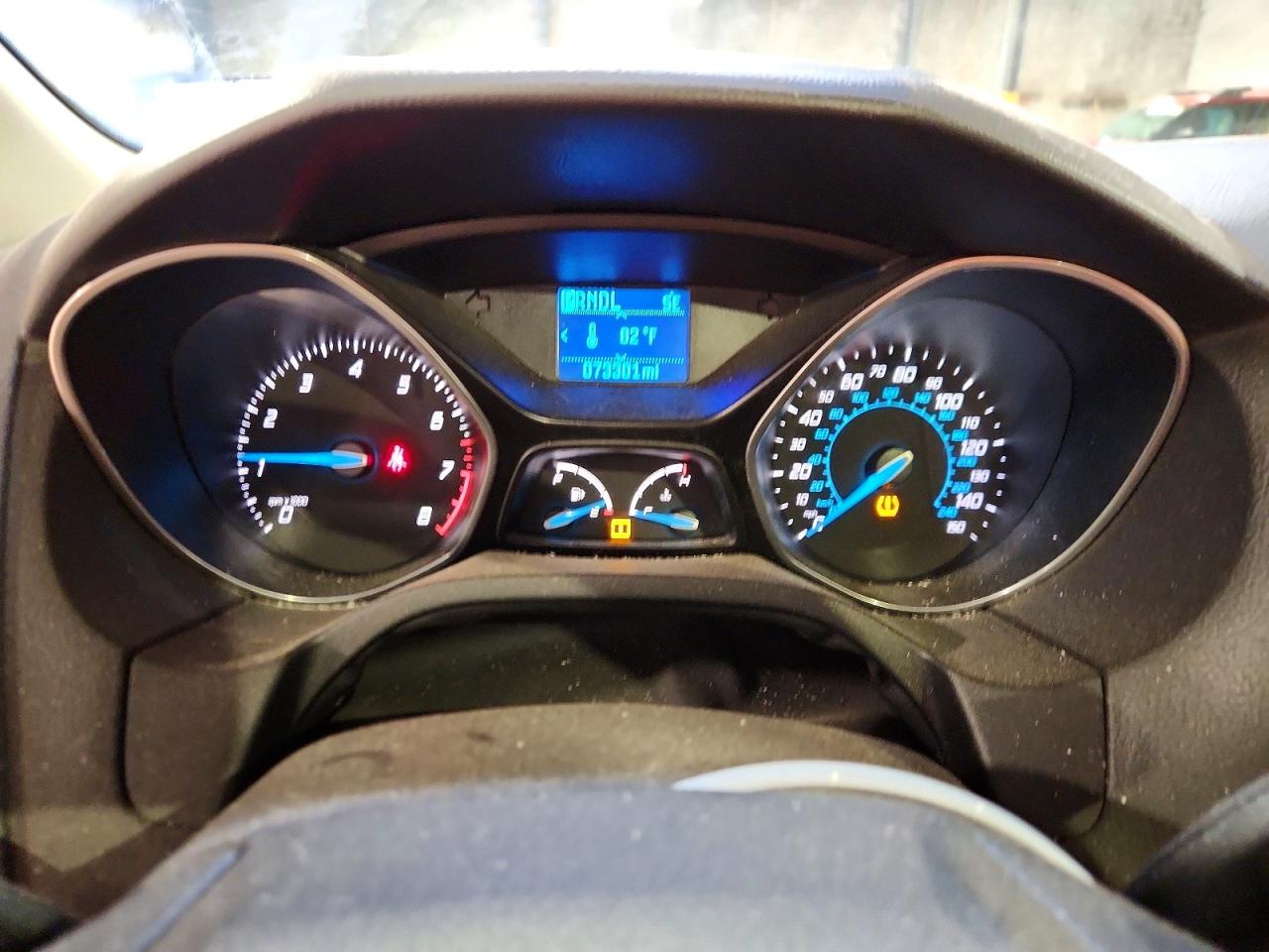 2012 Ford Focus Se Красный vin: 1FAHP3F27CL297477