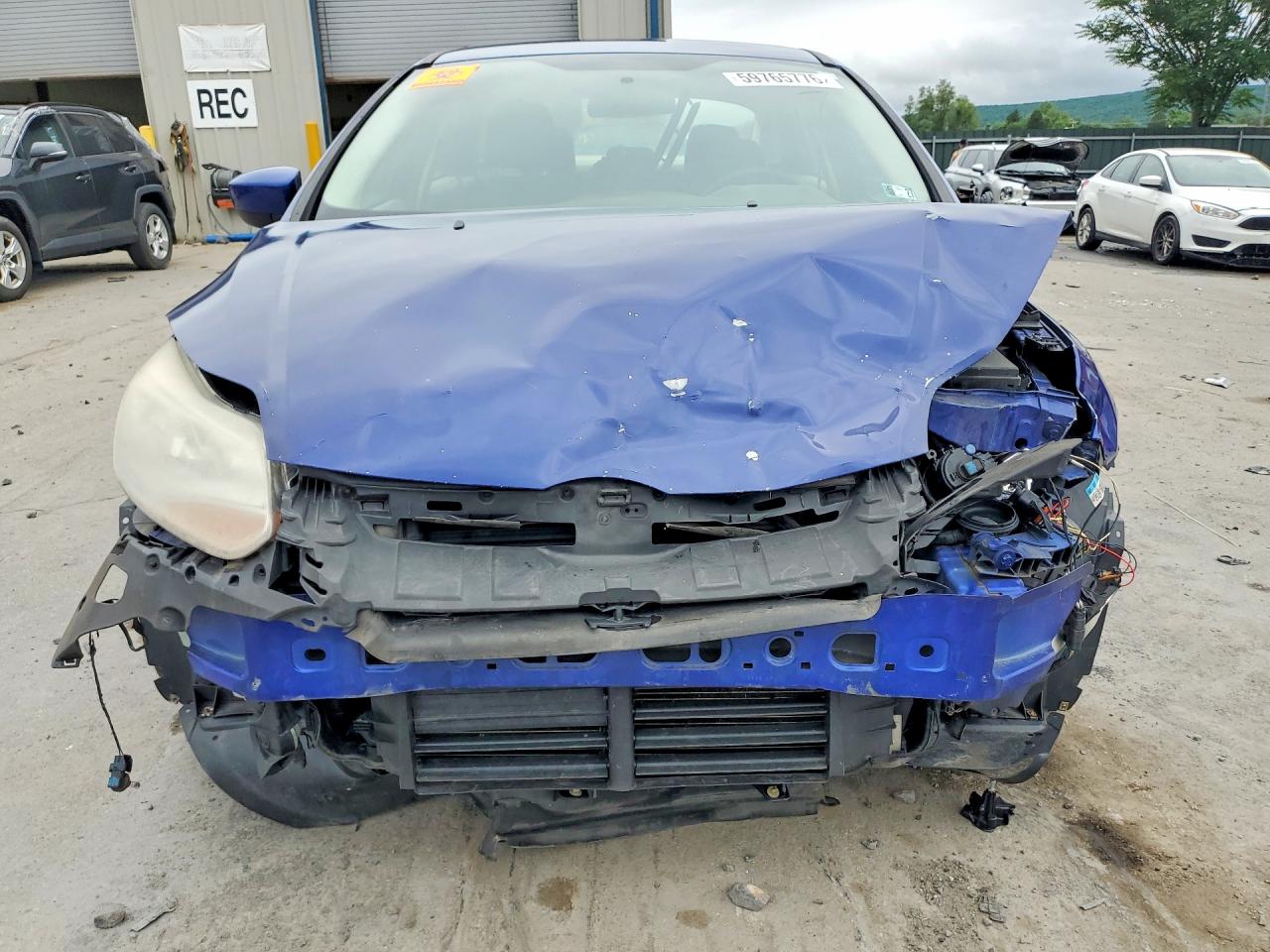 2012 Ford Focus Se Blue vin: 1FAHP3F27CL426303
