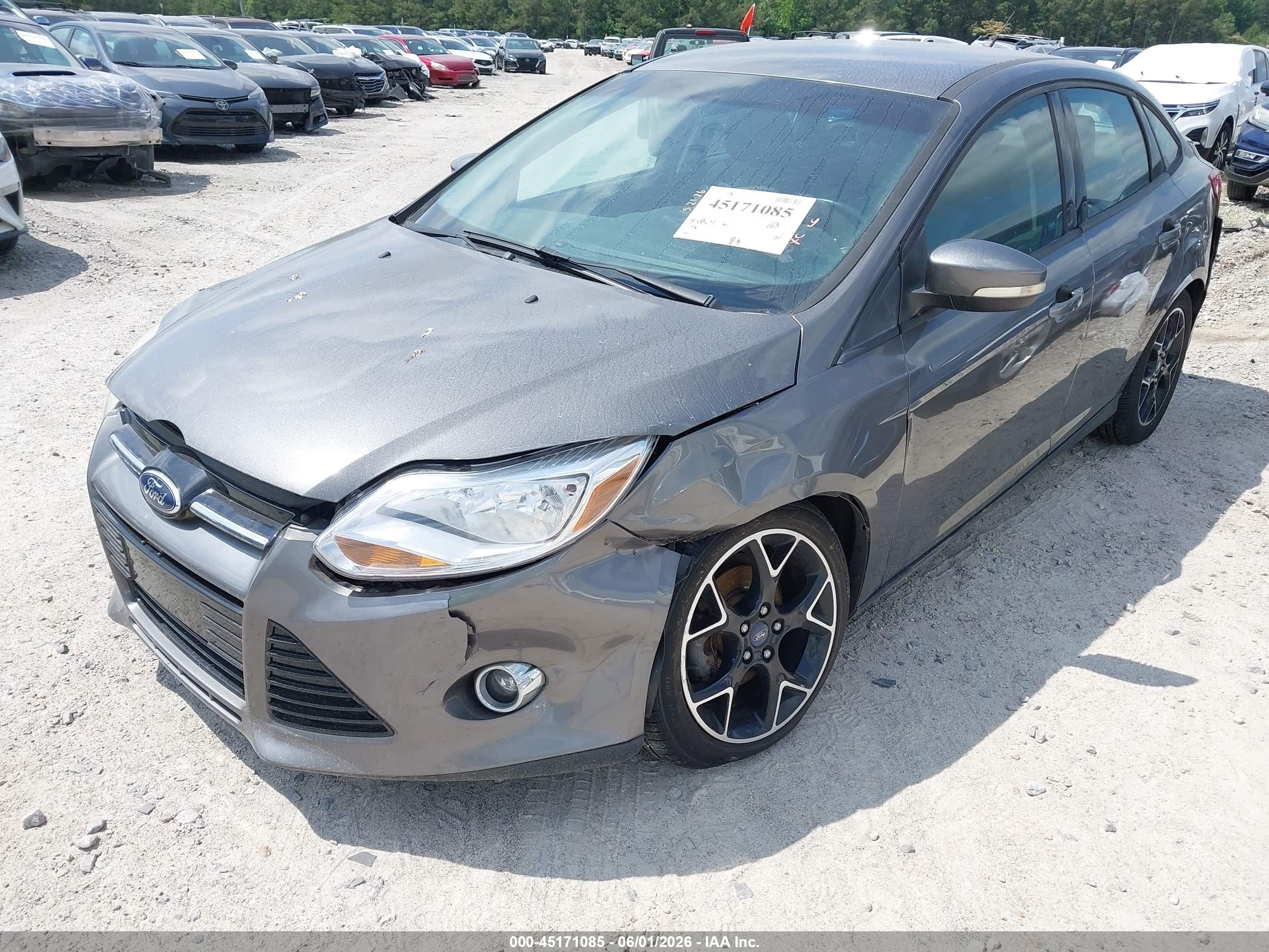 2012 Ford Focus Se Gray vin: 1FAHP3F27CL442906