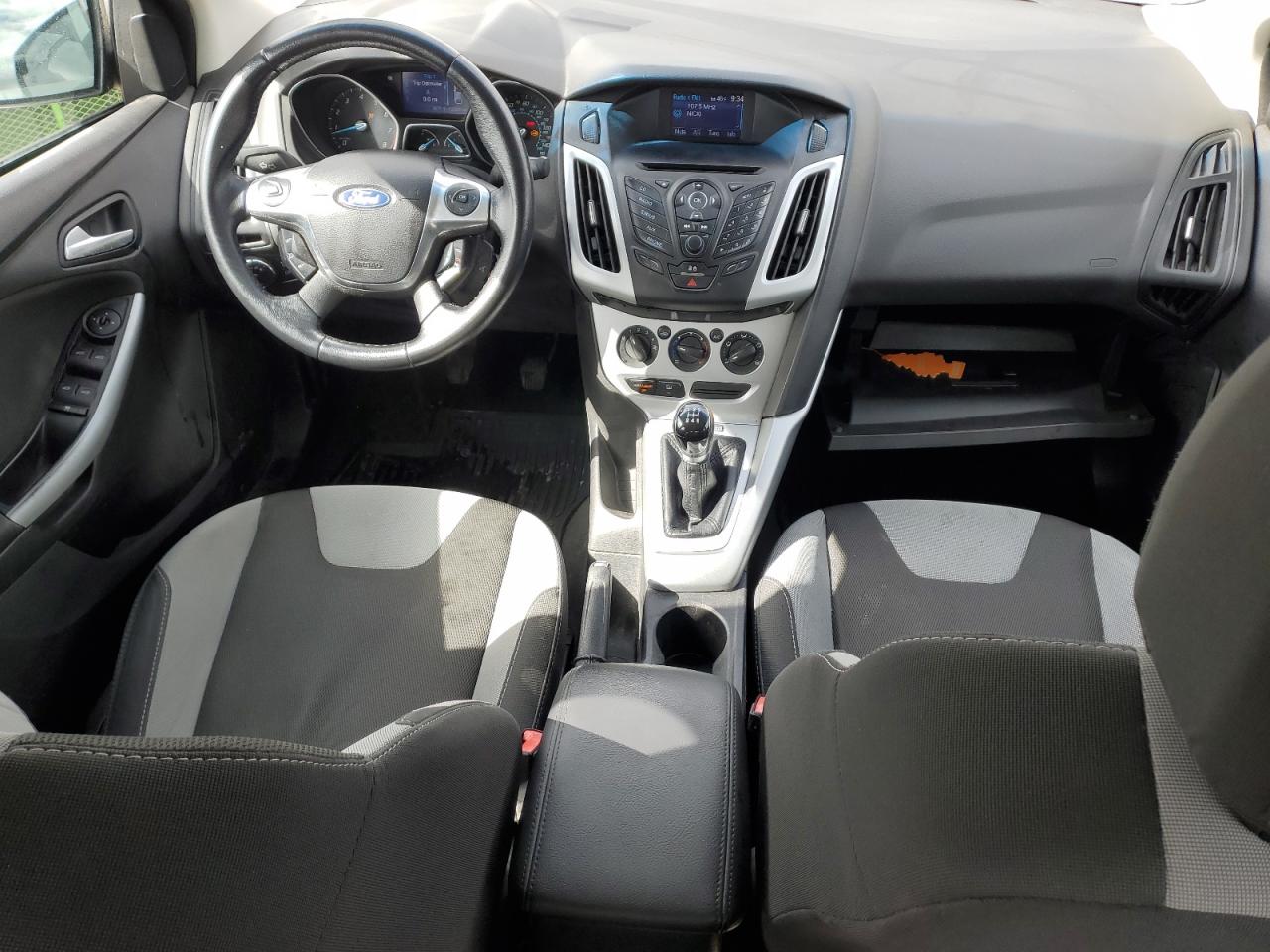 2012 Ford Focus Se Silver vin: 1FAHP3F27CL448270