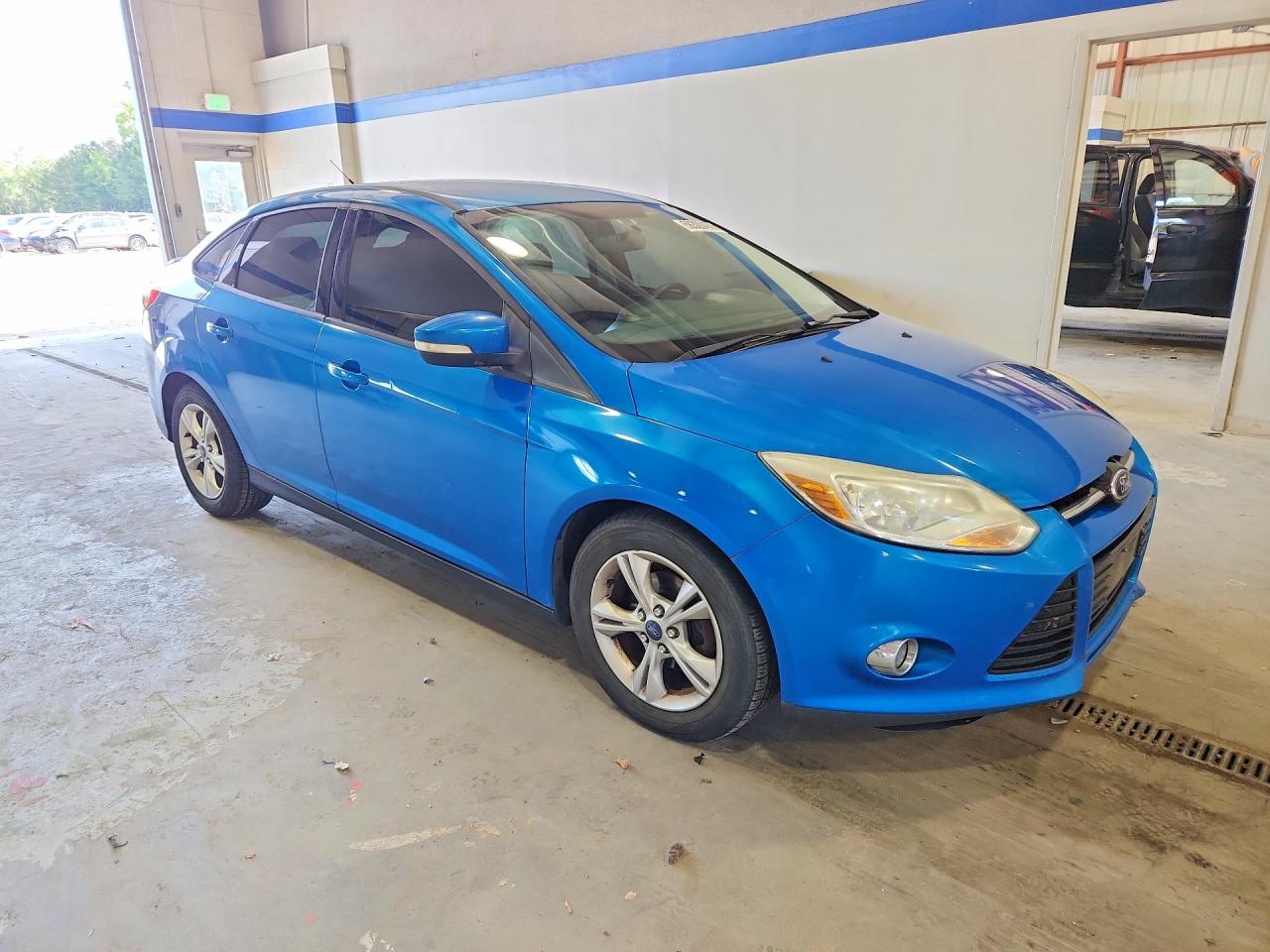 2012 Ford Focus Se Blue vin: 1FAHP3F27CL460399