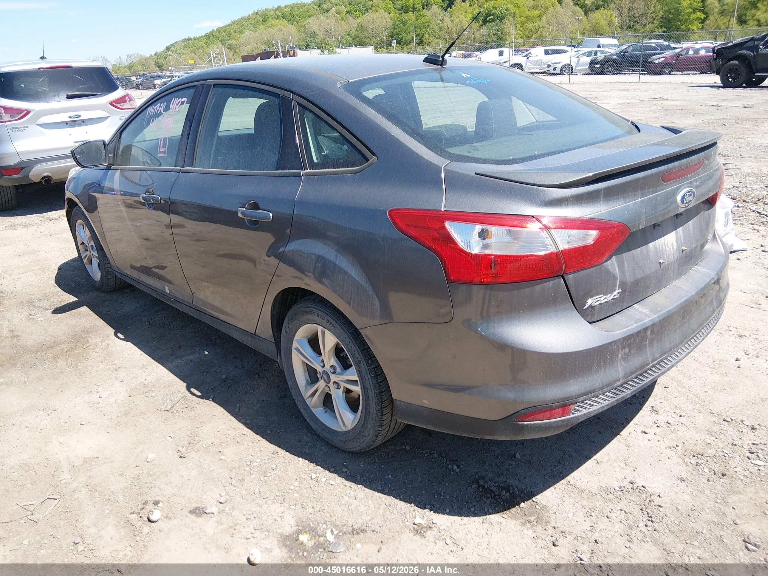 2012 Ford Focus Se Gray vin: 1FAHP3F27CL462931
