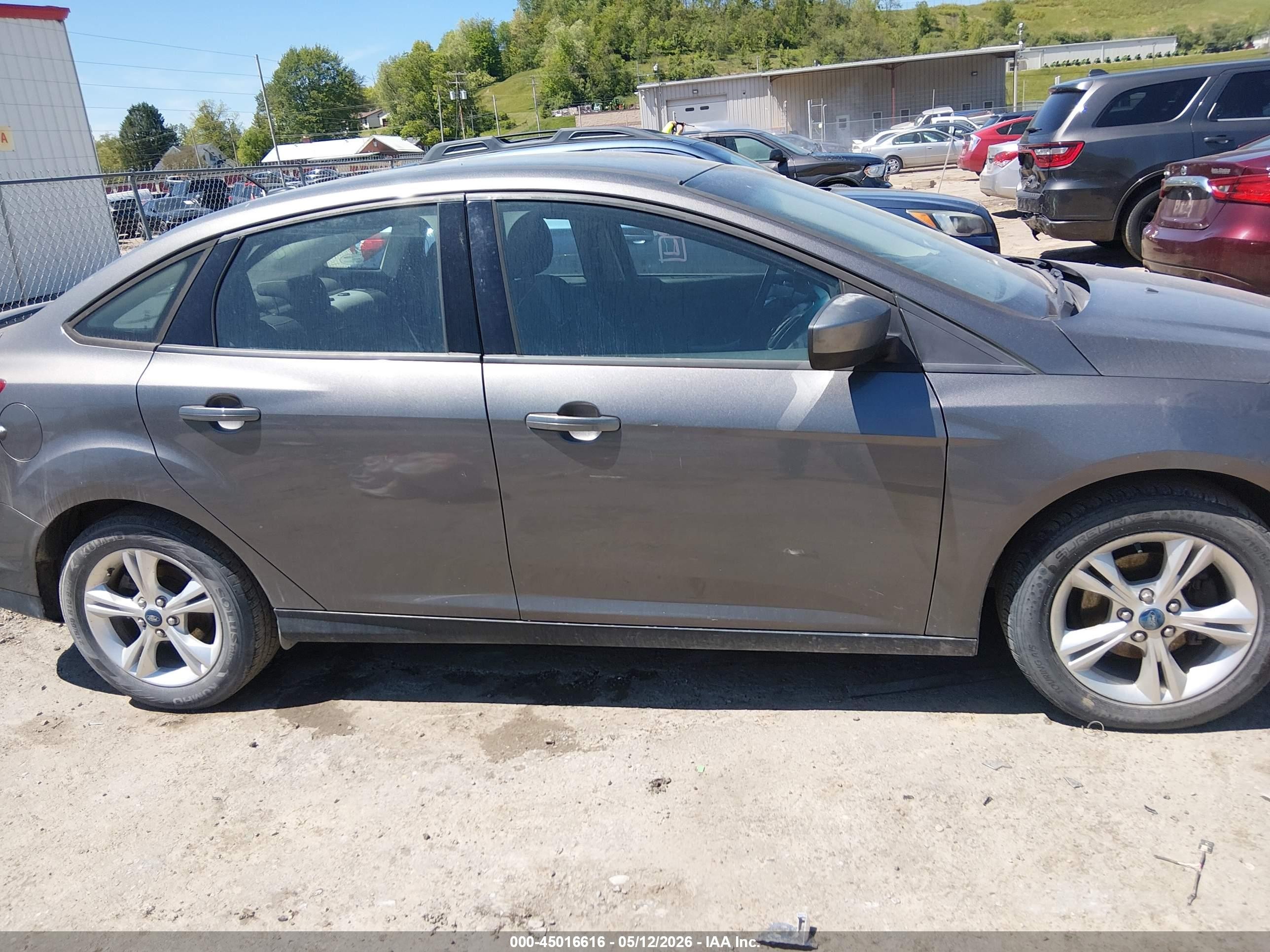 2012 Ford Focus Se Gray vin: 1FAHP3F27CL462931