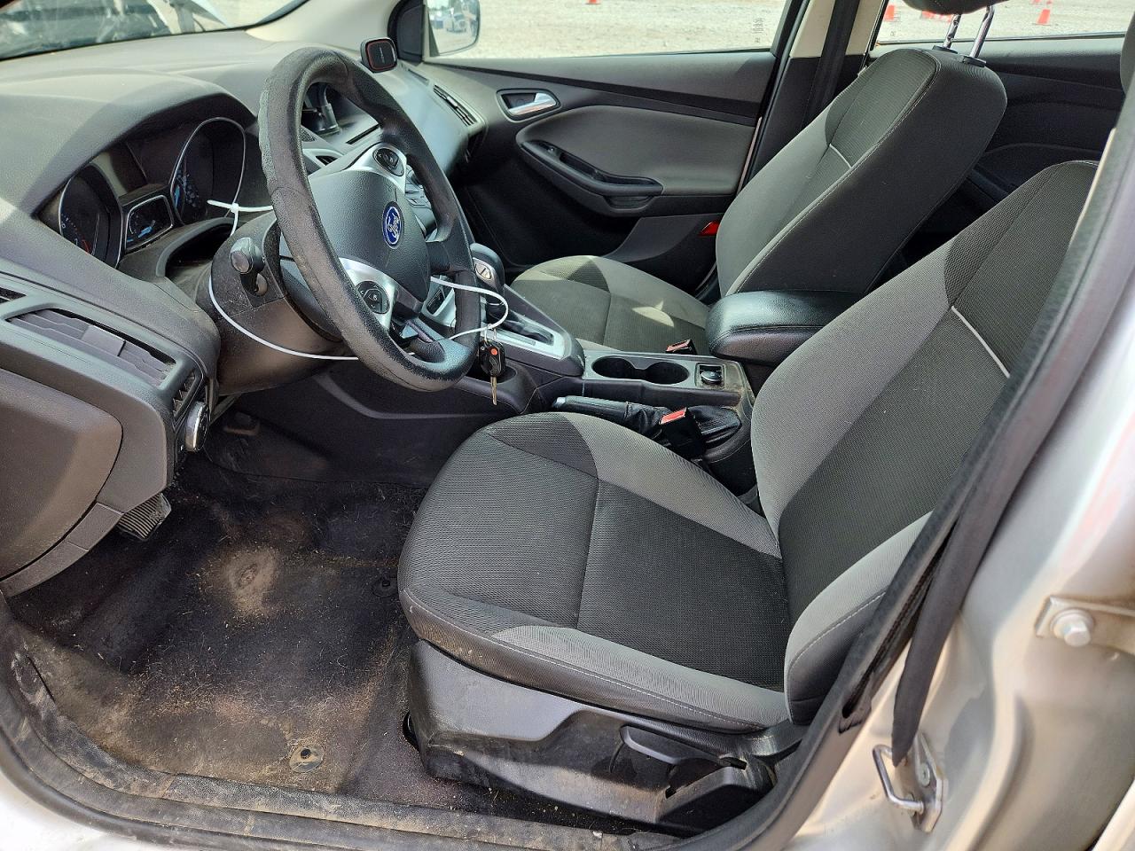 2012 Ford Focus Se Silver vin: 1FAHP3F27CL475081