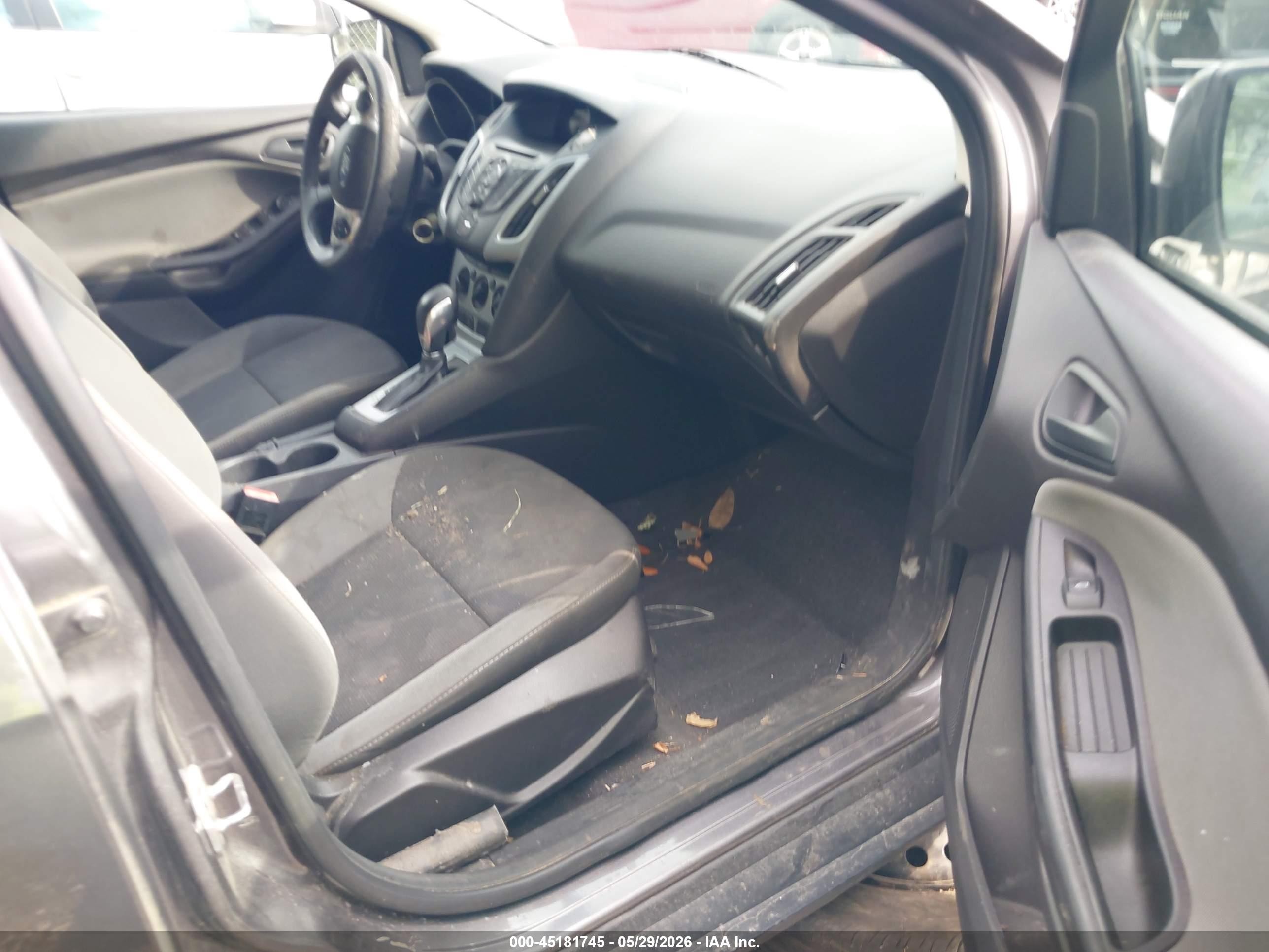 2012 Ford Focus Se Gray vin: 1FAHP3F28CL201534