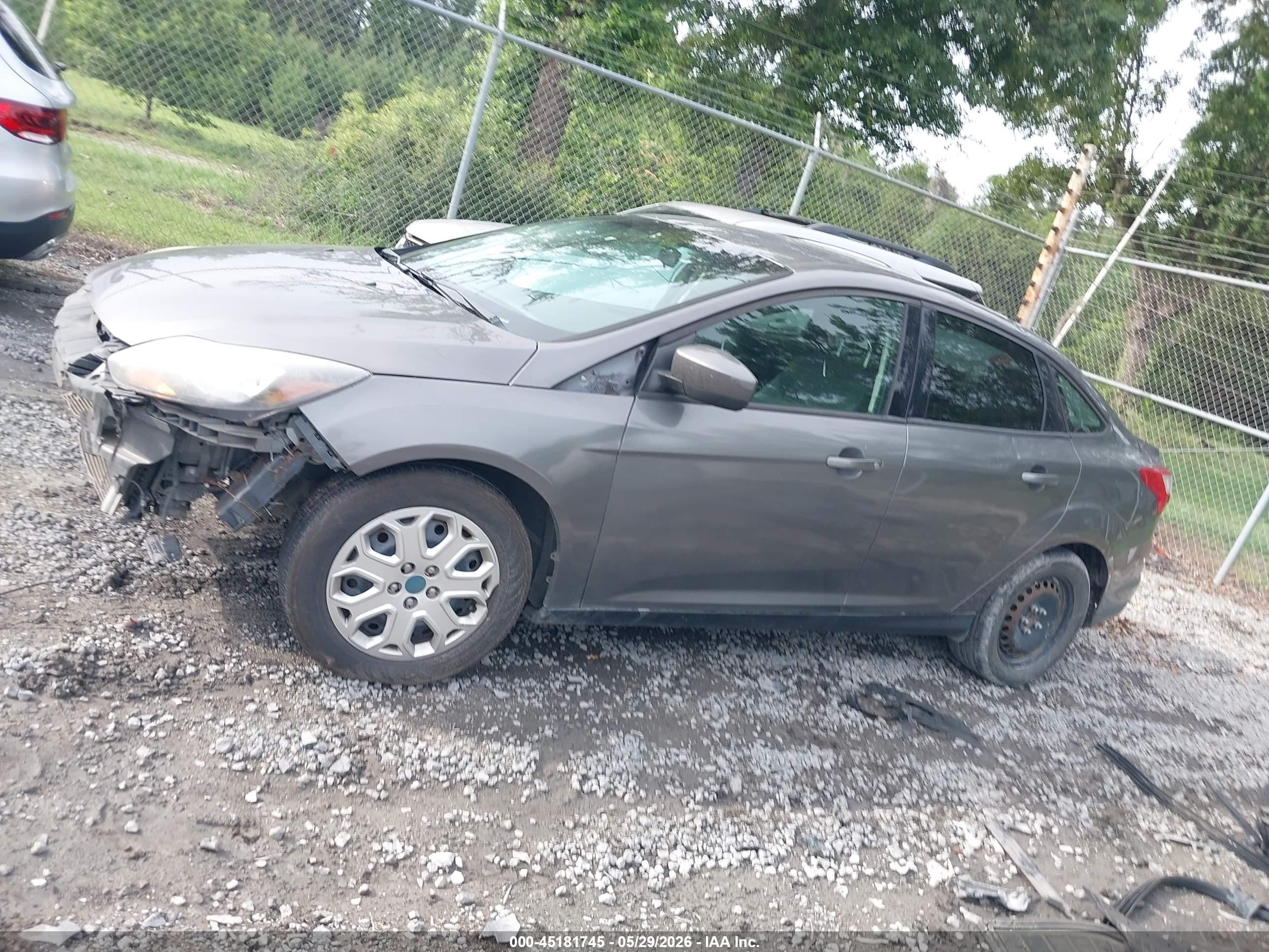 2012 Ford Focus Se Gray vin: 1FAHP3F28CL201534
