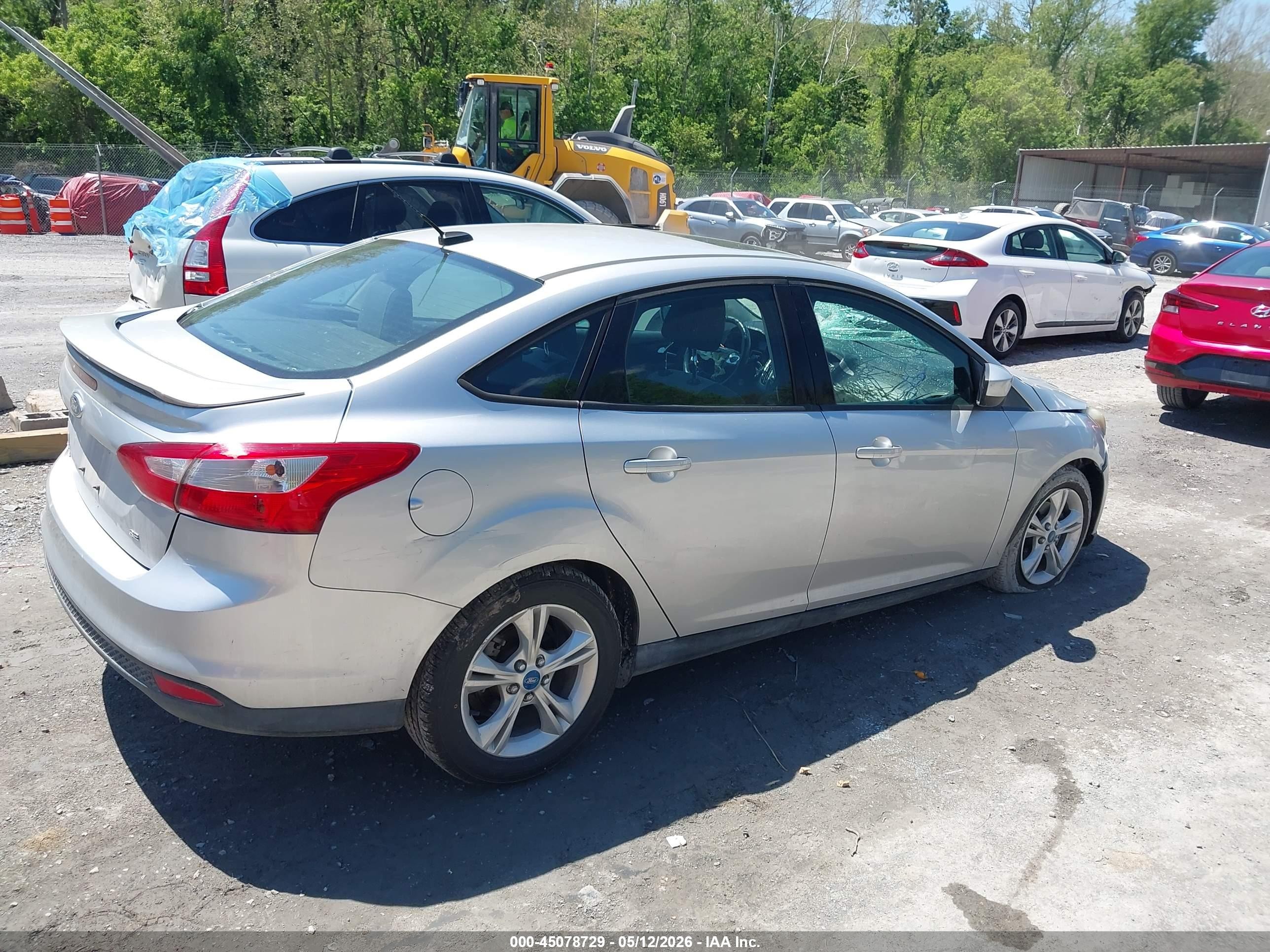 2012 Ford Focus Se Silver vin: 1FAHP3F28CL229642