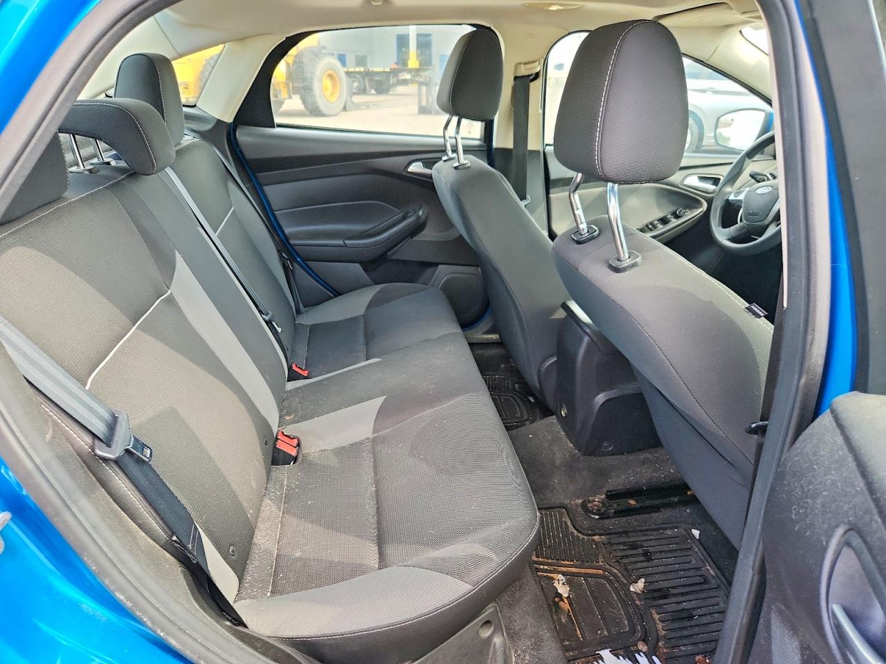 2012 Ford Focus Se Blue vin: 1FAHP3F28CL274032